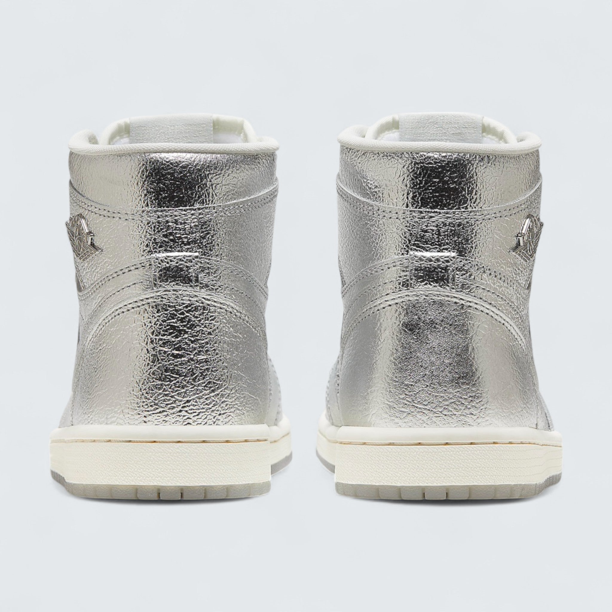 Air Jordan 1 Retro High OG 'Chrome'