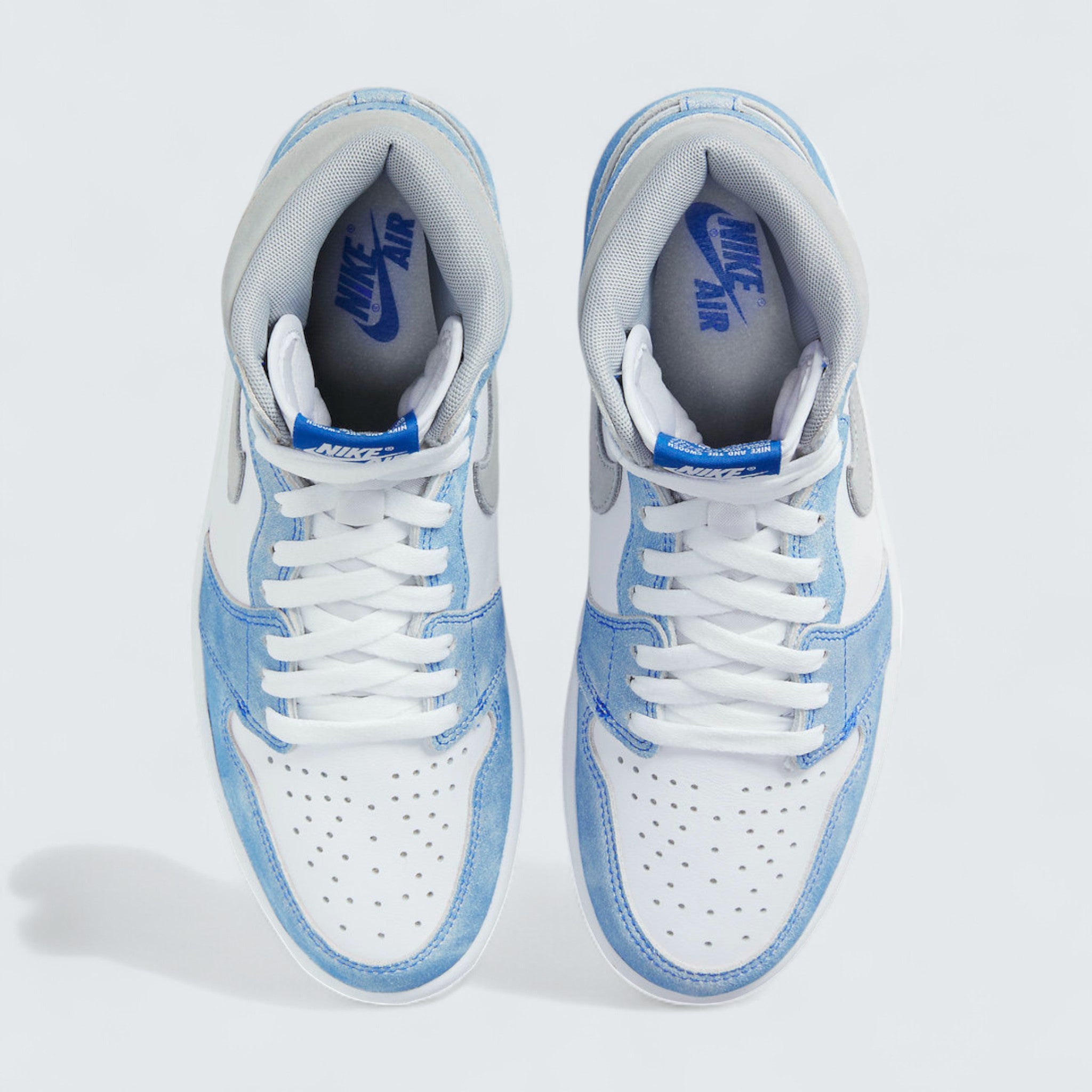 Air Jordan 1 Retro High OG 'Hyper Royal'