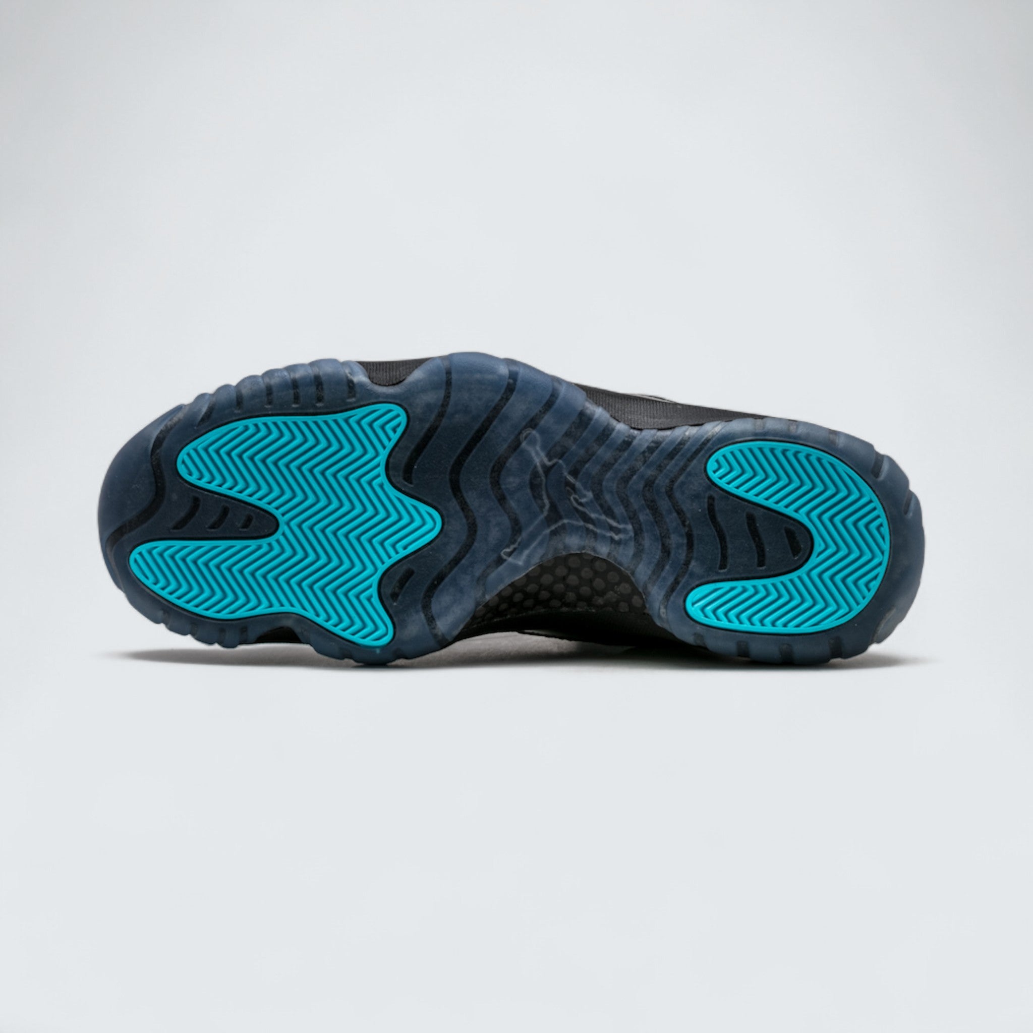 Air Jordan 11 'Gamma Blue'