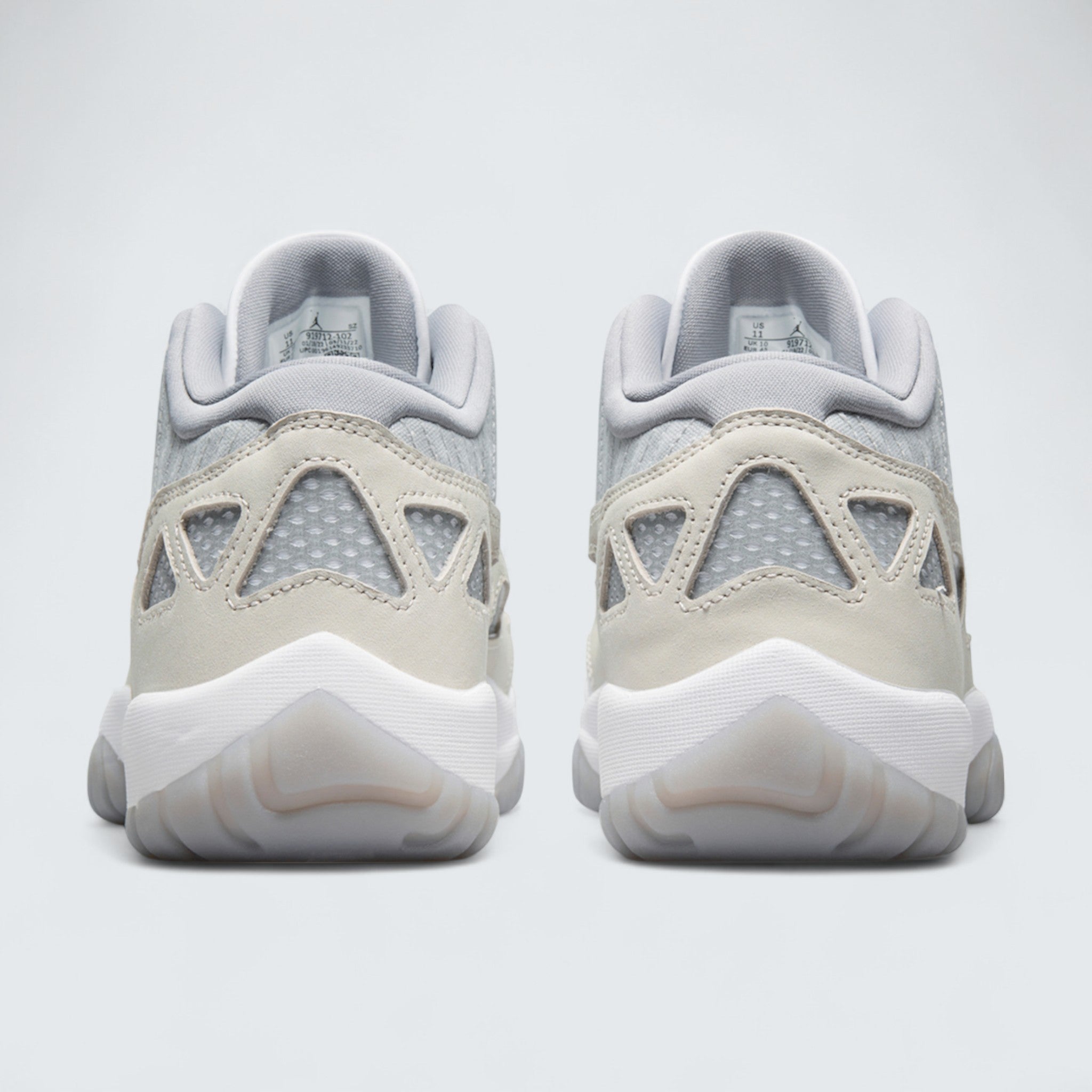 Air Jordan 11 Low IE 'Light Orewood Brown'