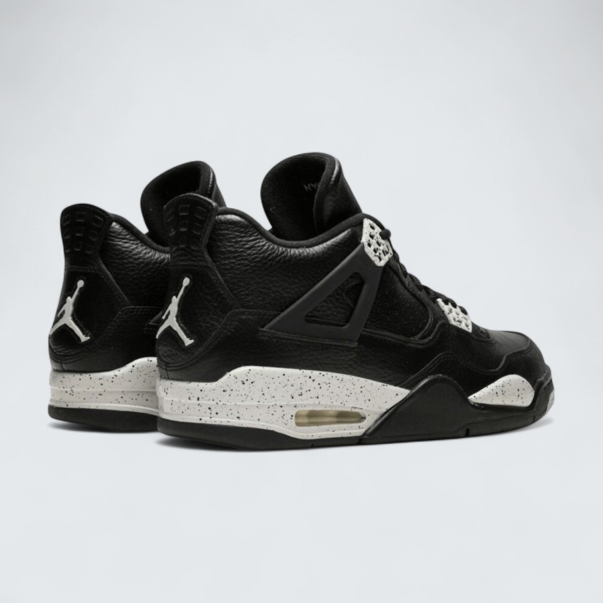 Air Jordan 4 'Oreo'