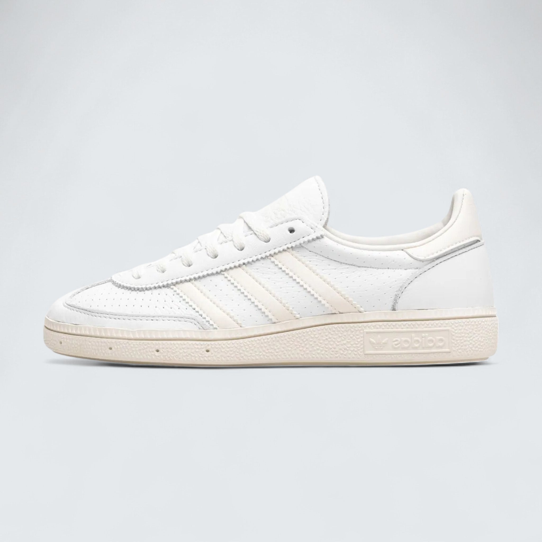 Spezial 'White Off White'