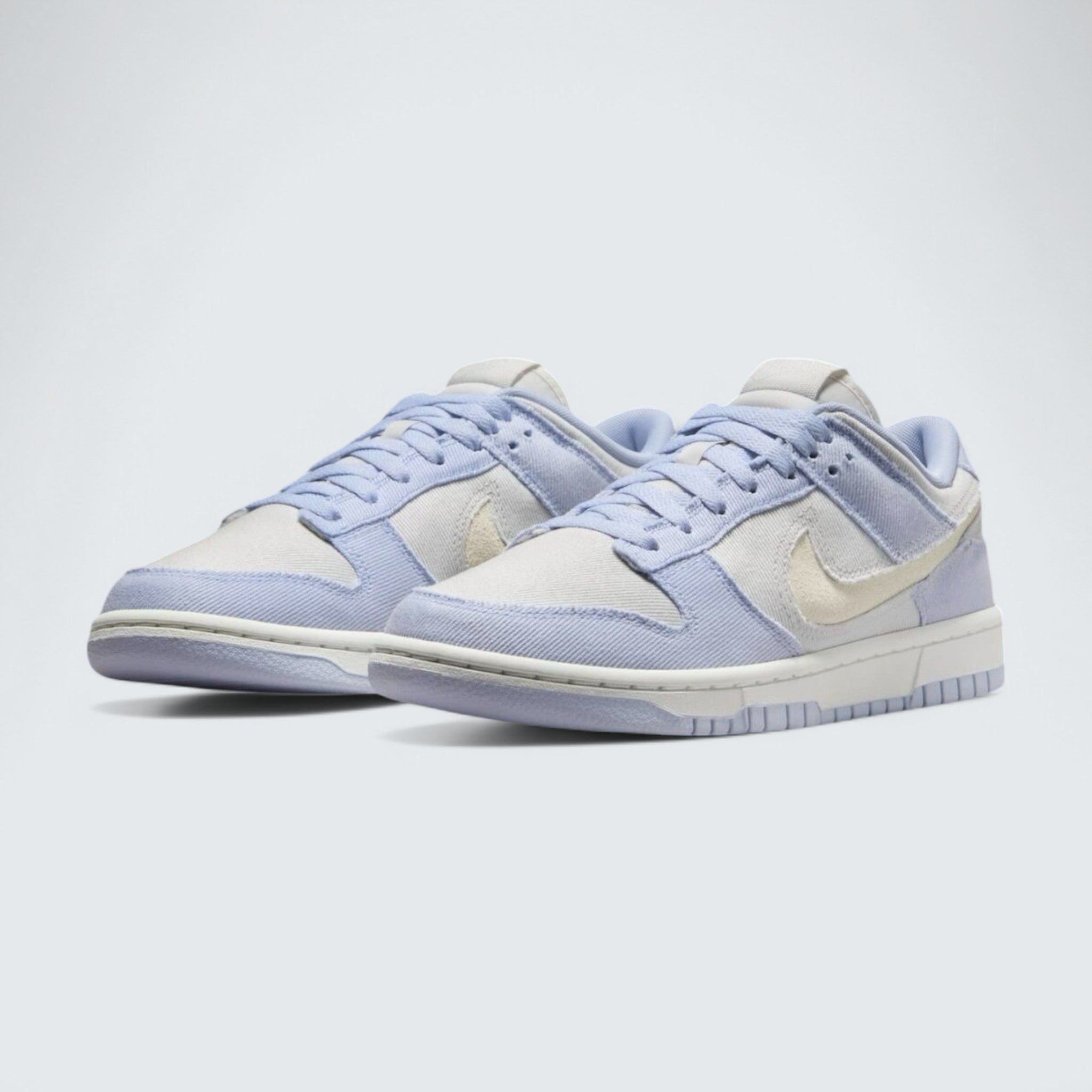 Dunk Low 'Ghost Denim'