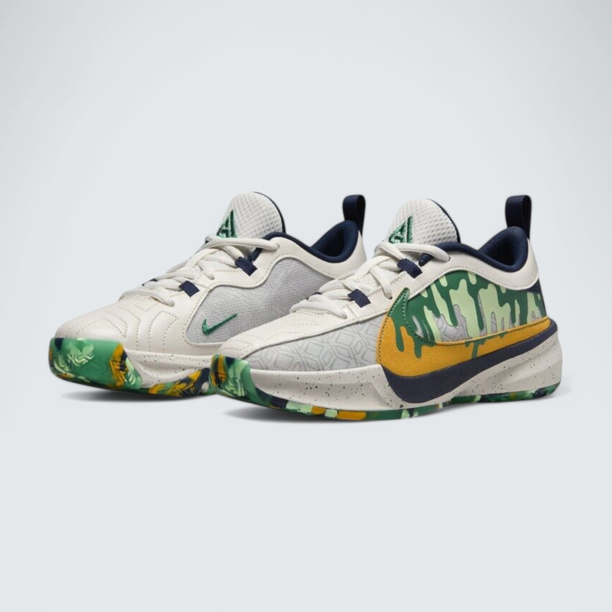 Zoom Freak 5 GS 'Welcome to Camp'