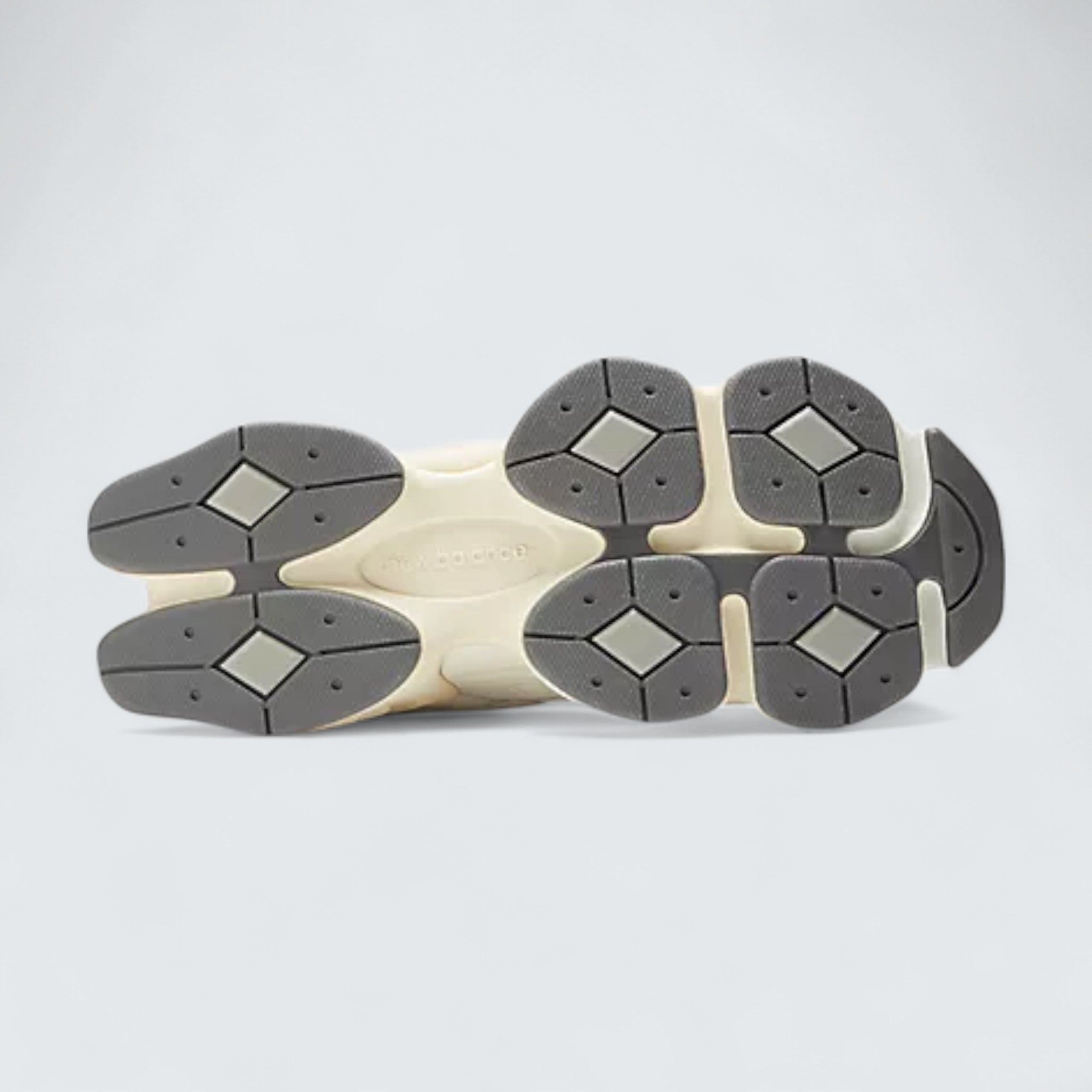 9060 'Sea Salt Concrete Silver Metallic'