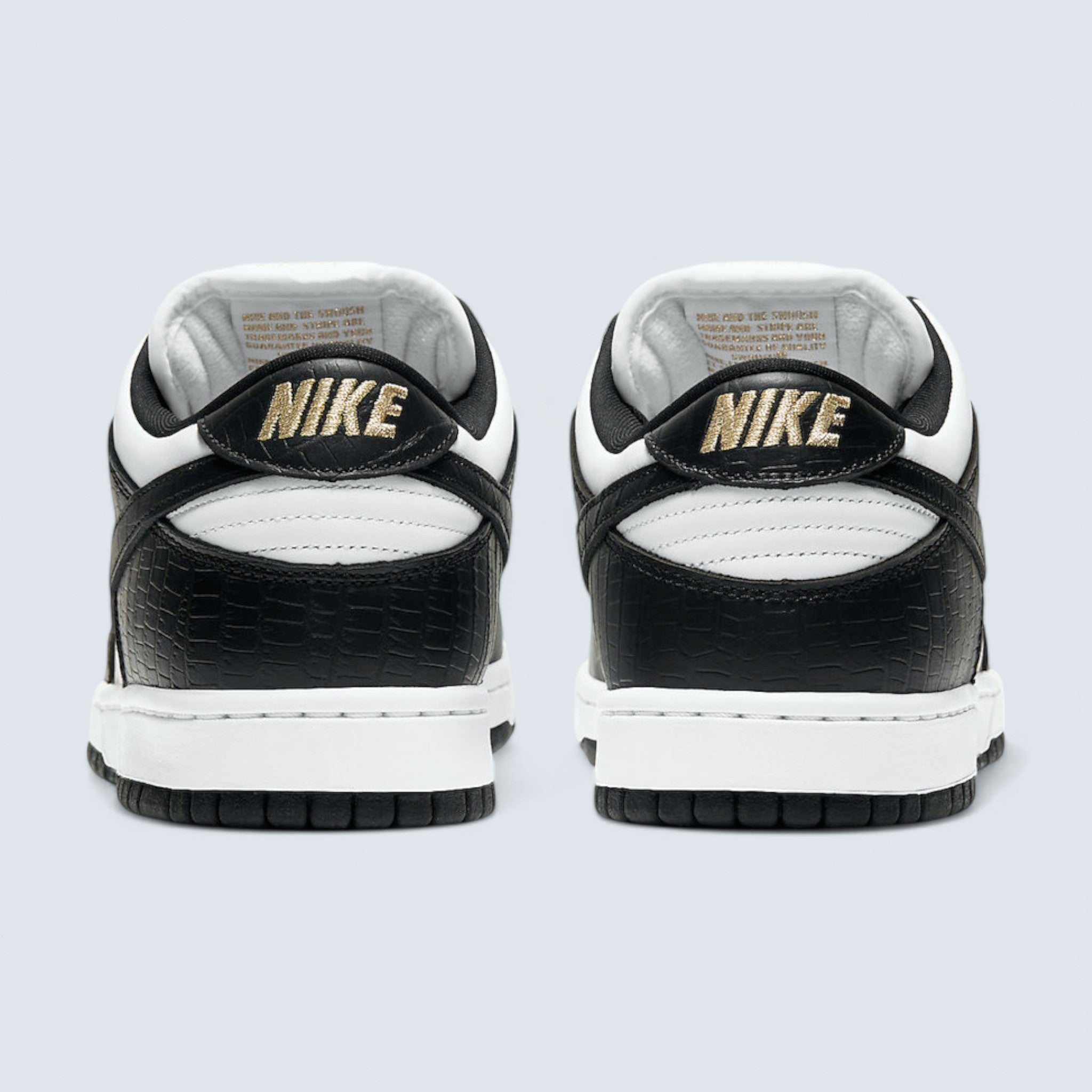 Nike x Supreme SB Dunk 'Black'