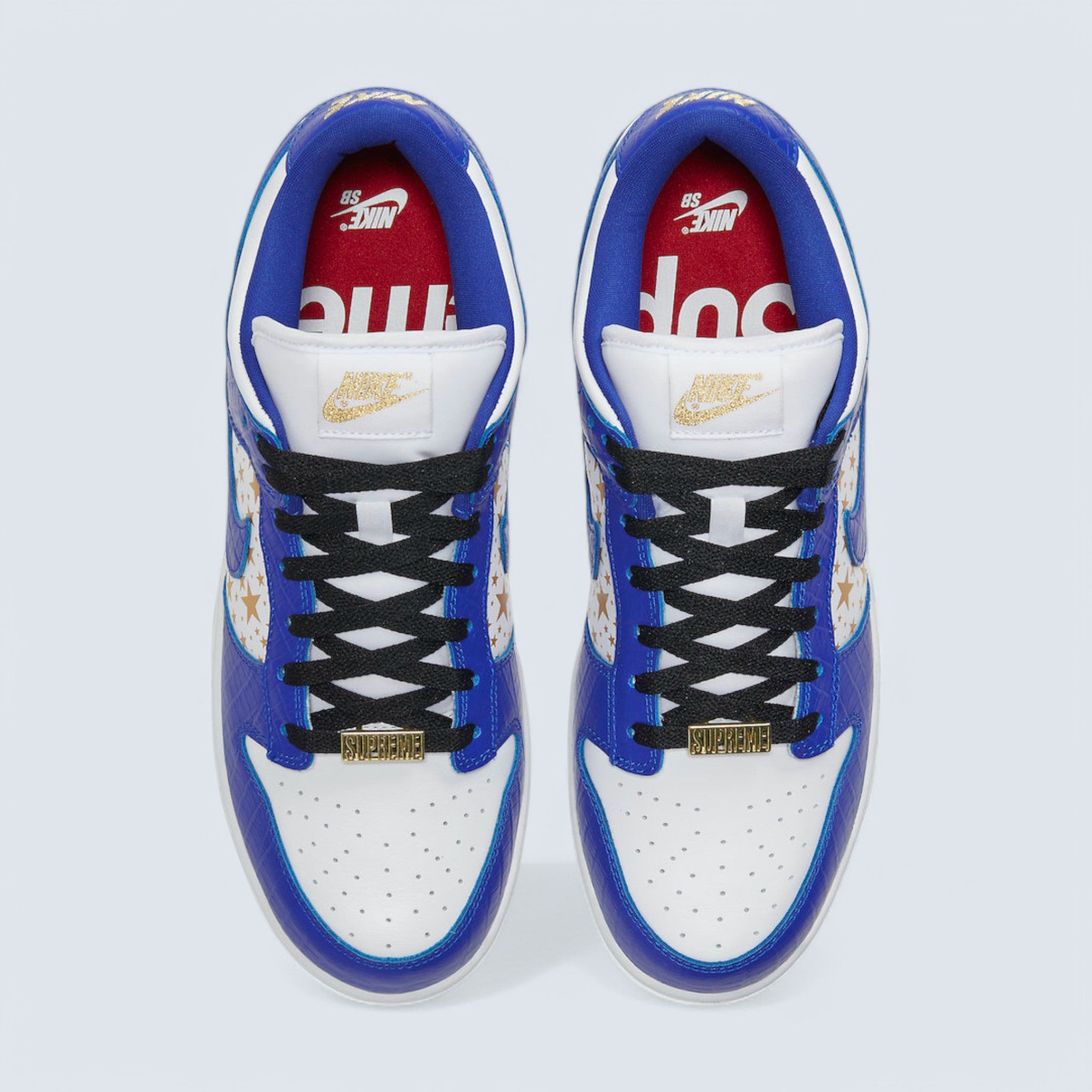 Nike x Supreme SB Dunk 'Hyper Blue'