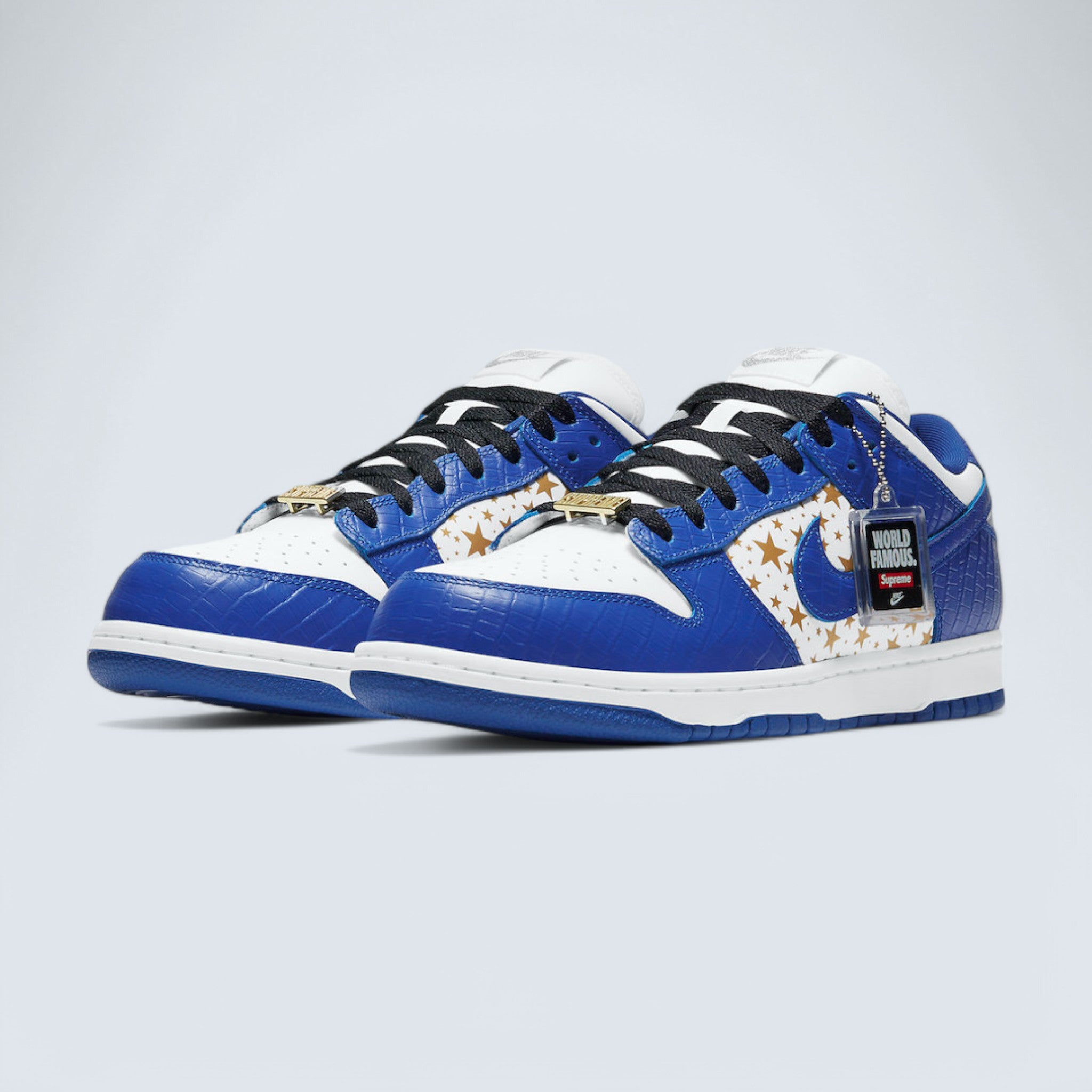 Nike x Supreme SB Dunk 'Hyper Blue'