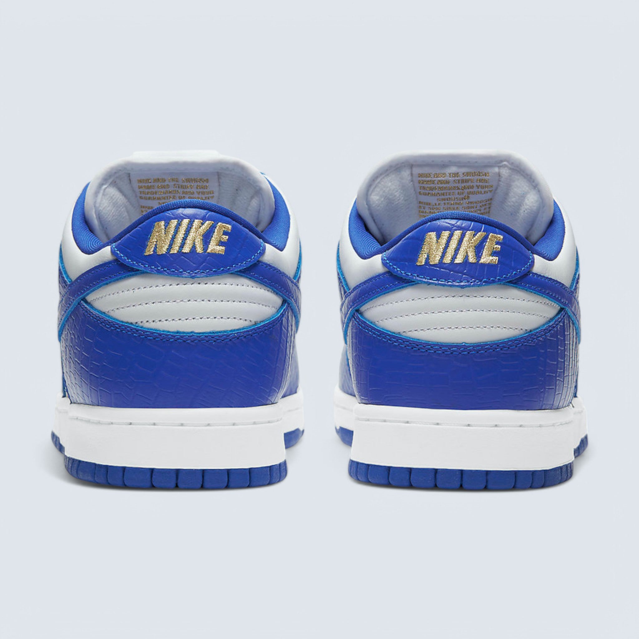 Nike x Supreme SB Dunk 'Hyper Blue'