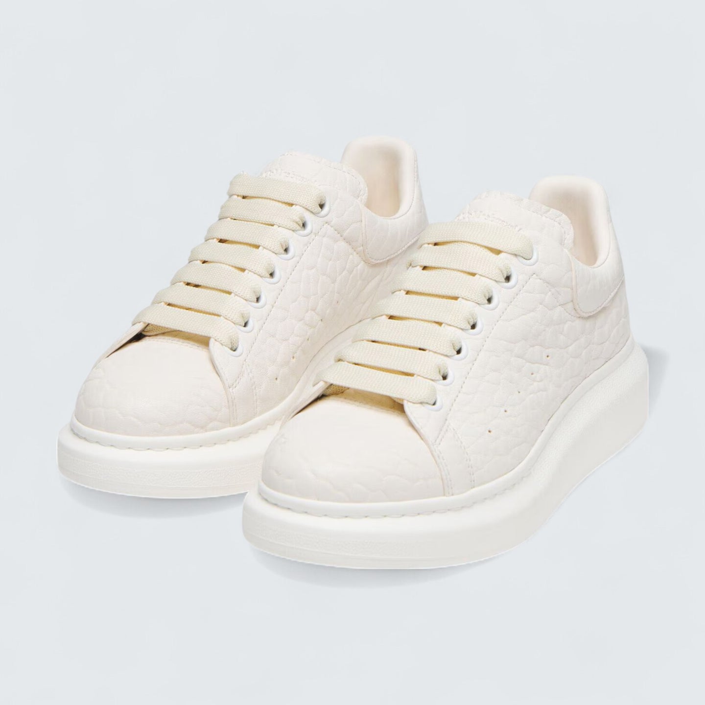 Oversized Sneaker in Off White