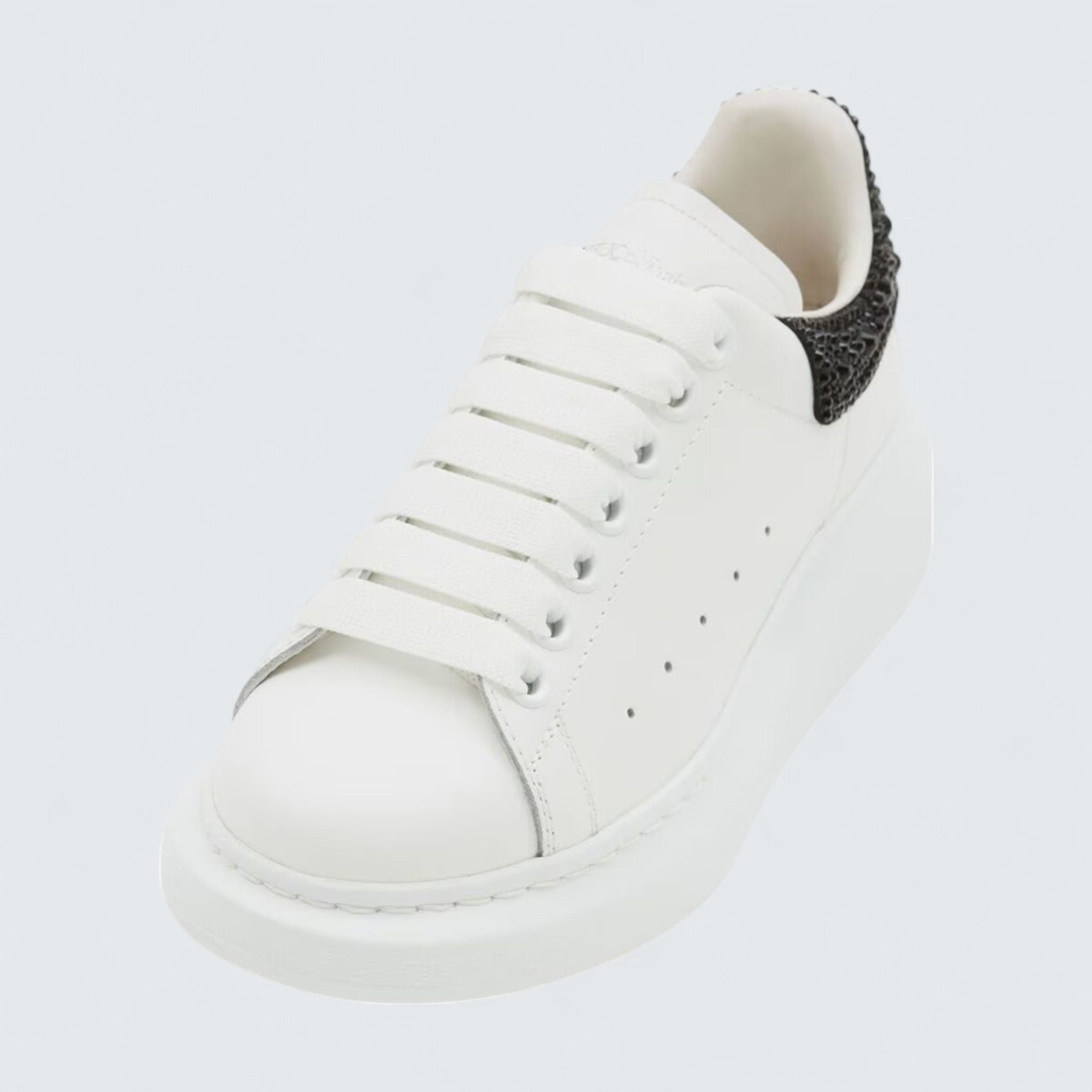 Oversized Sneaker in White Jet Black