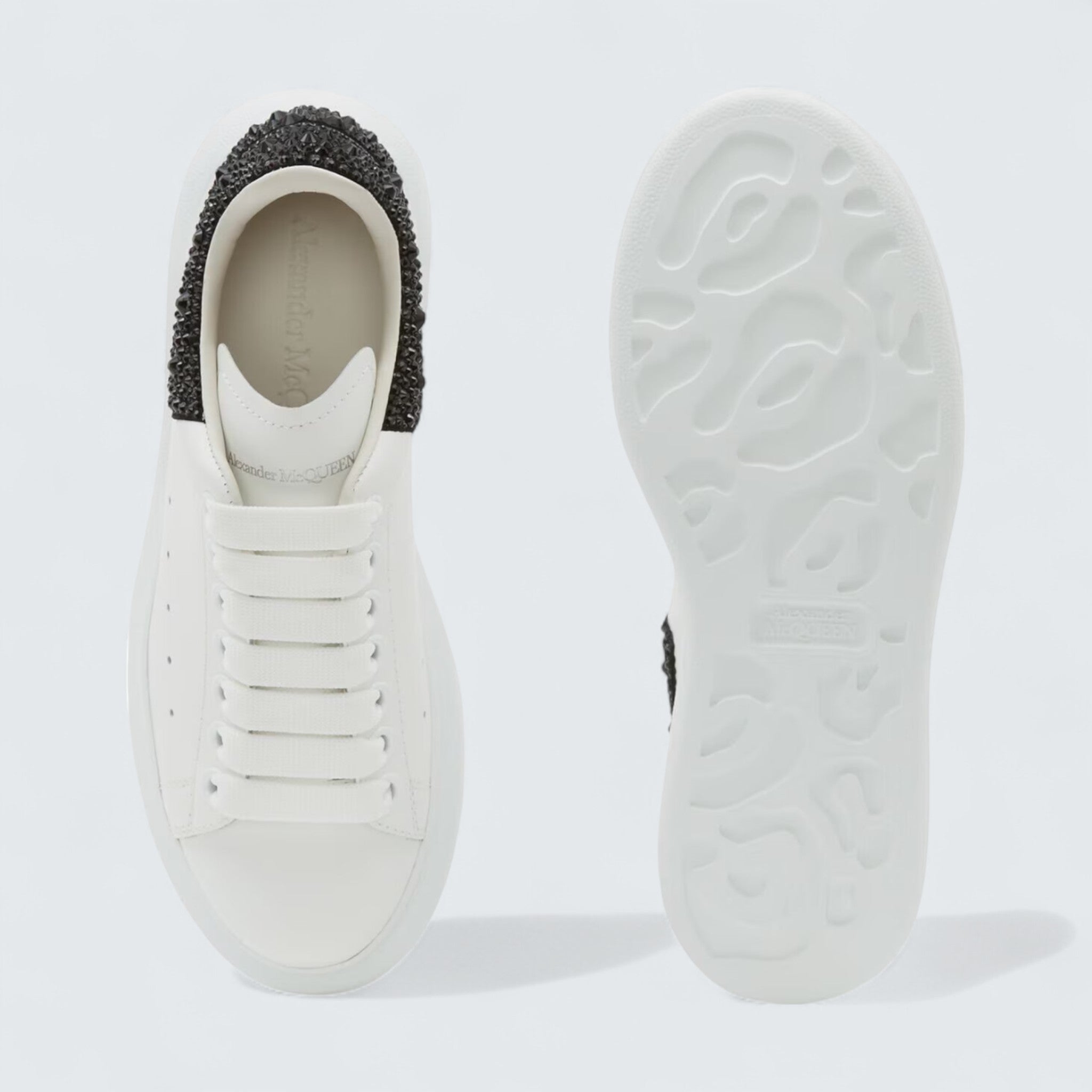 Oversized Sneaker in White Jet Black