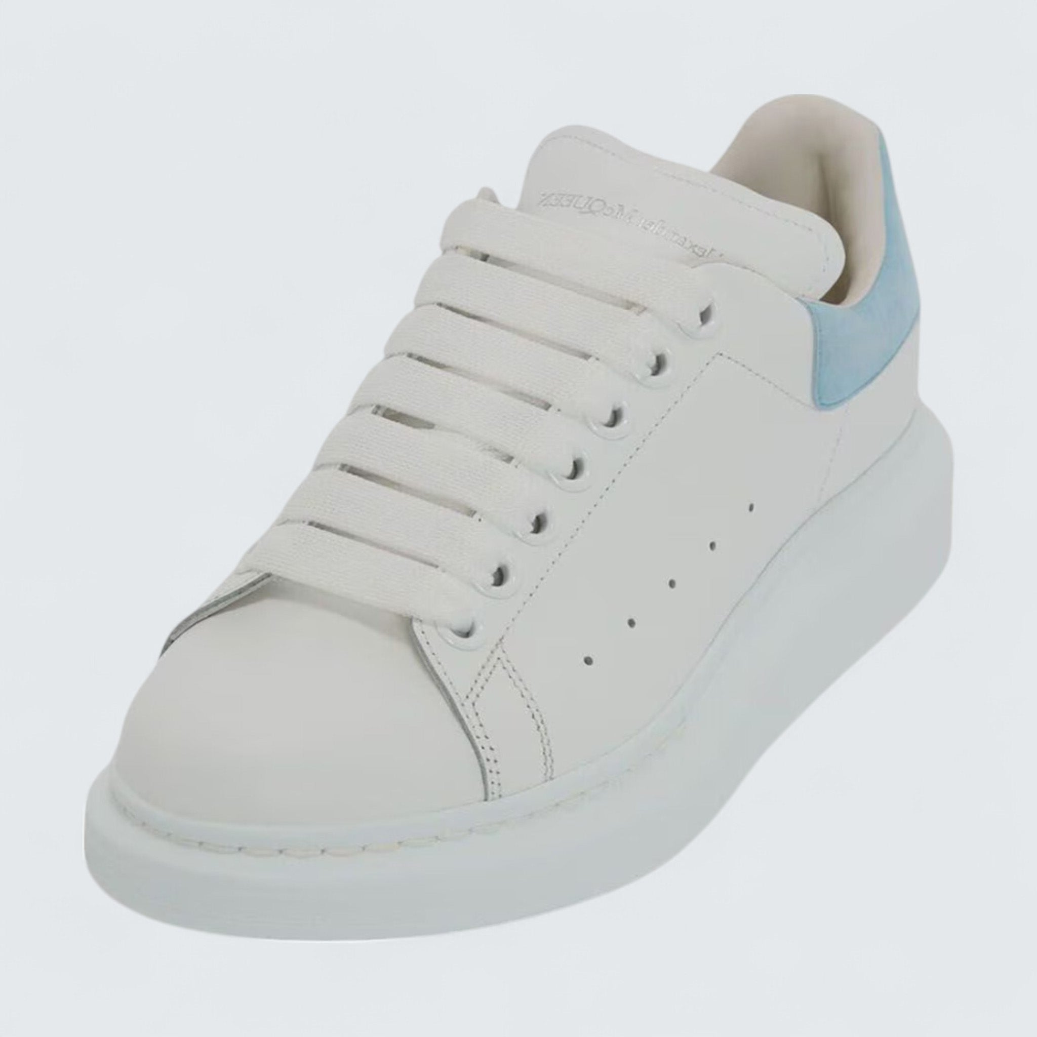 Oversized Sneaker in White Powder Blue
