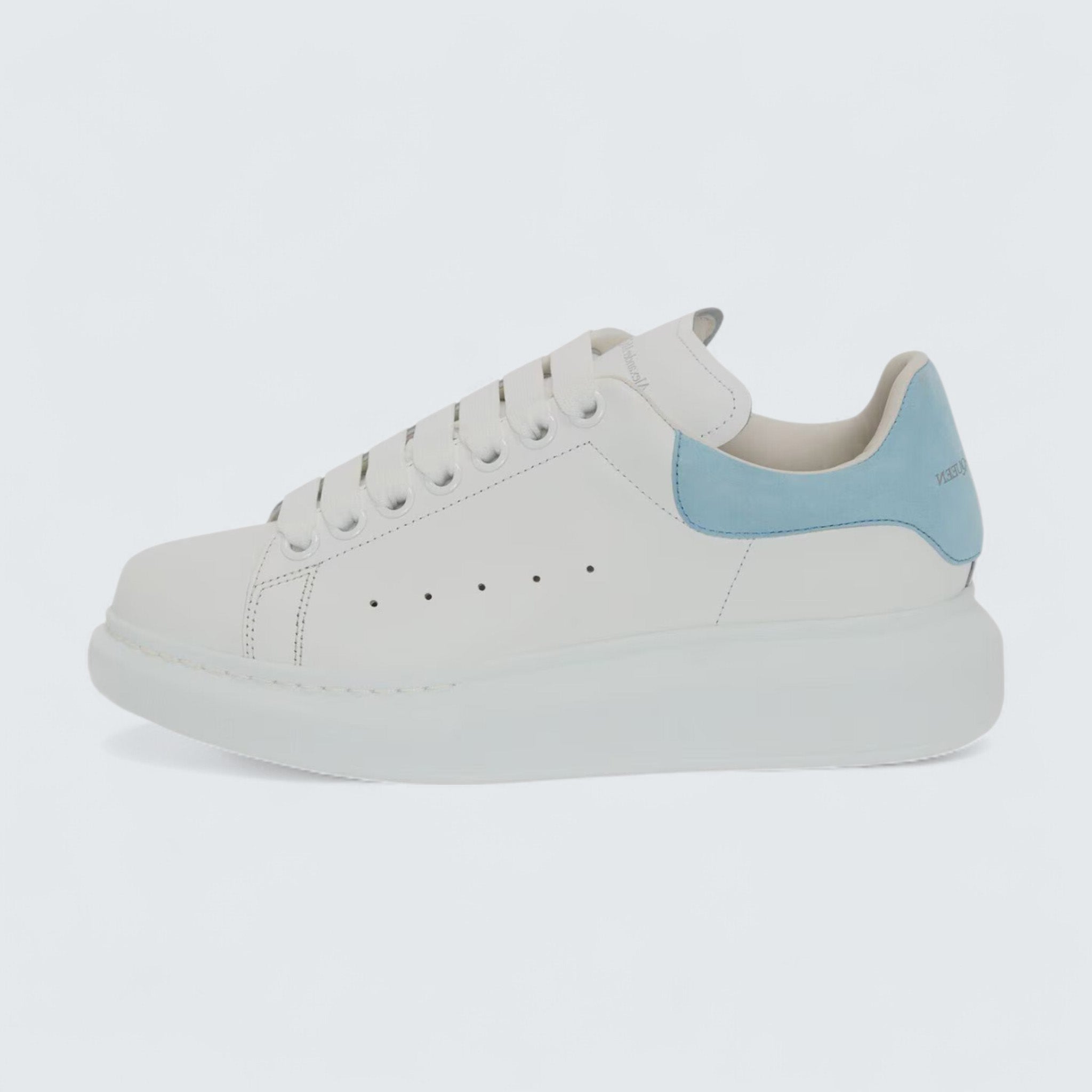 Oversized Sneaker in White Powder Blue