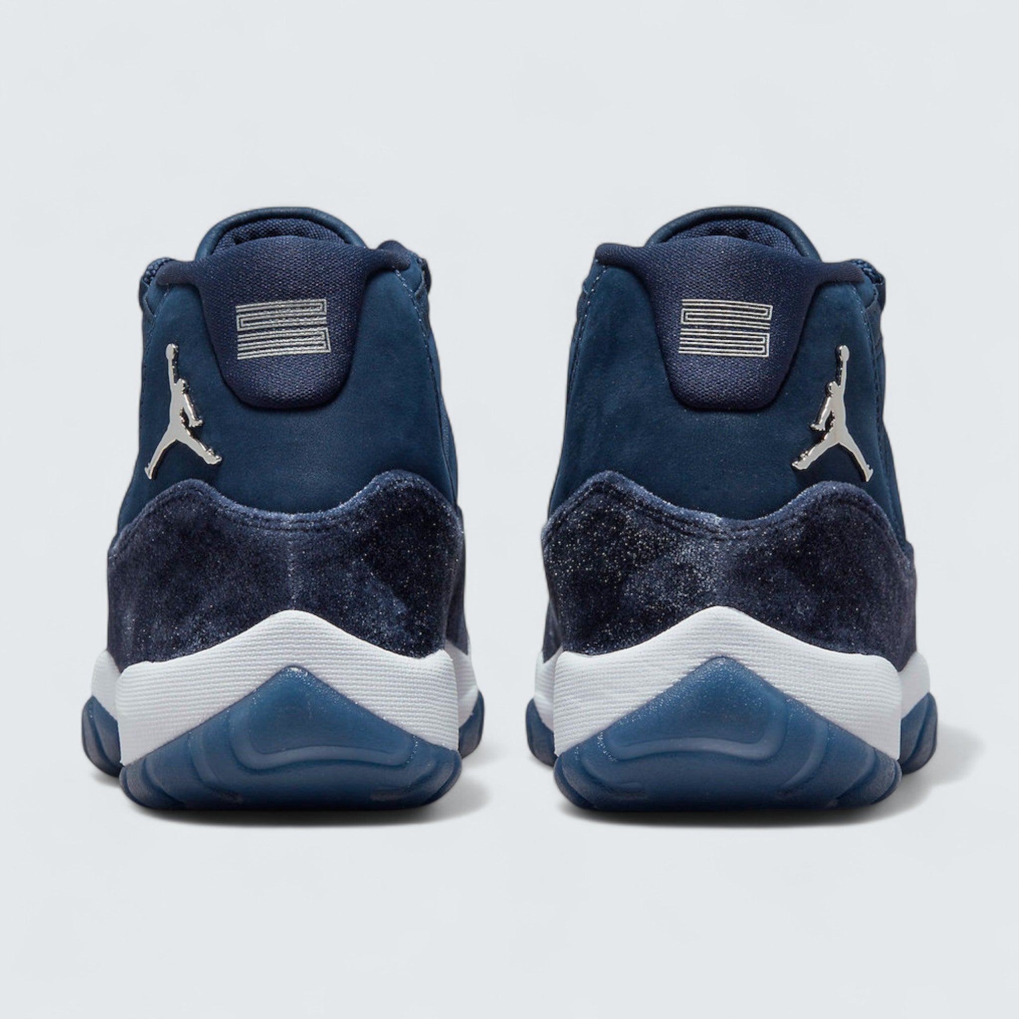 Air Jordan 11 'Midnight Navy'