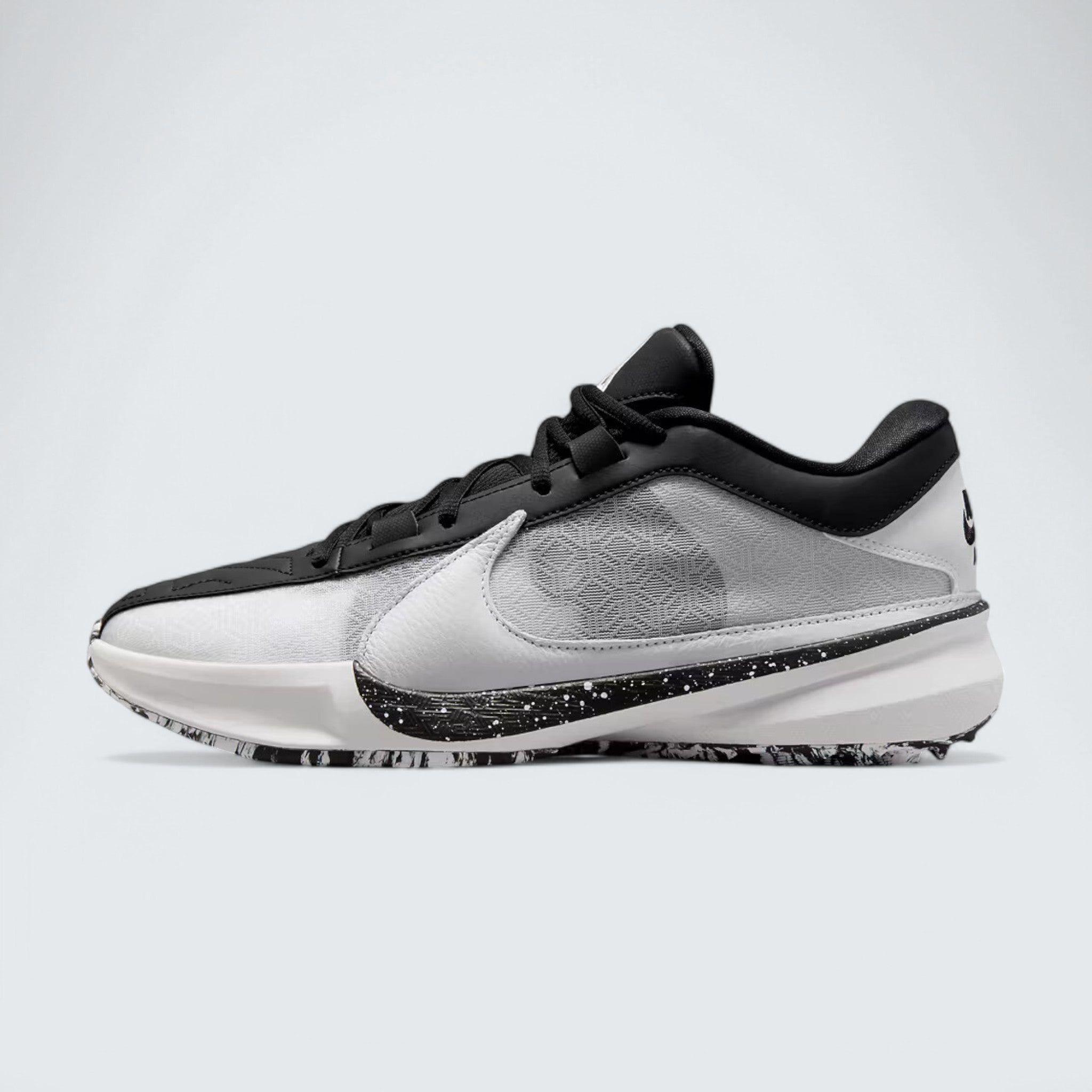 Zoom Freak 5 'Oreo'