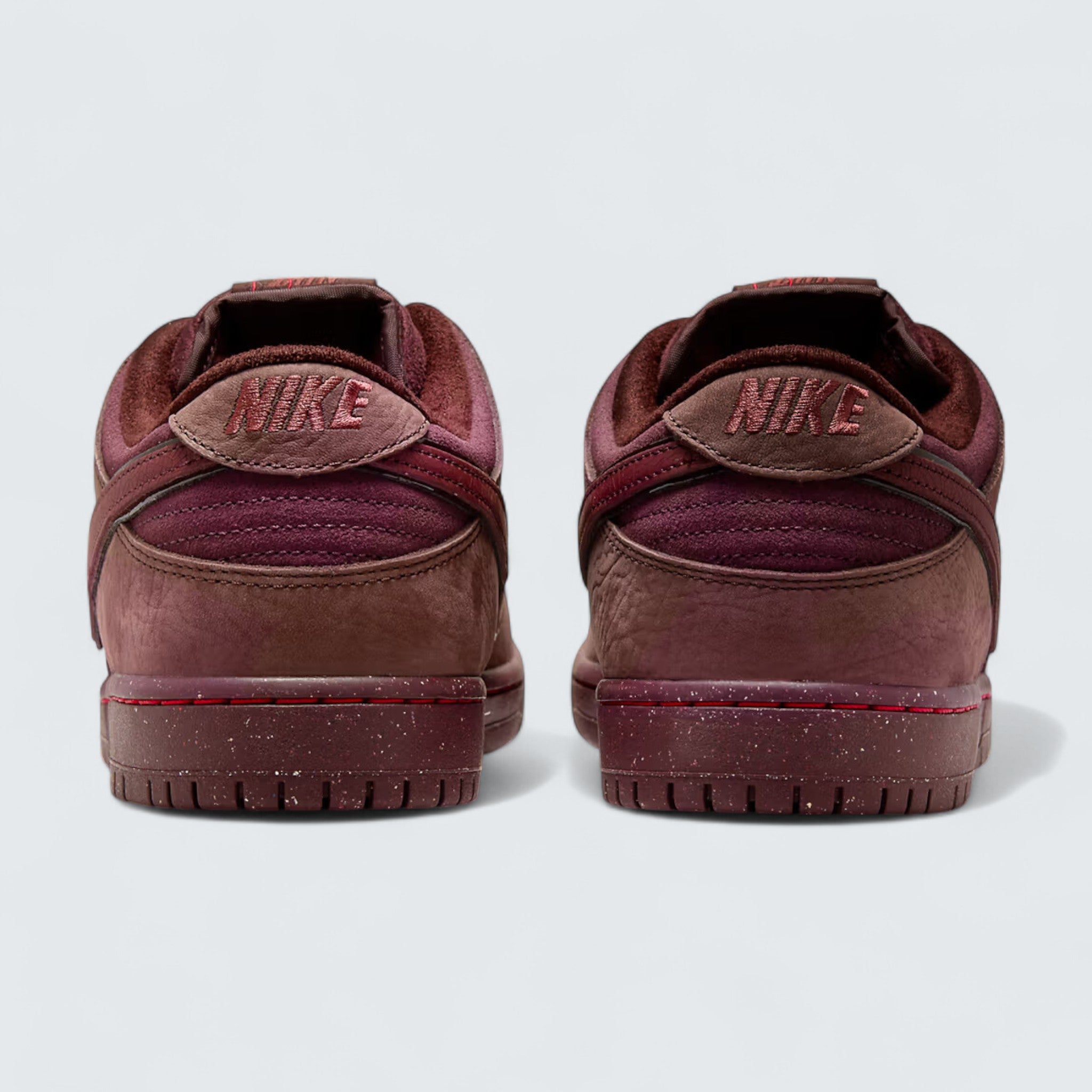 SB Dunk Low 'Valentine’s Day'