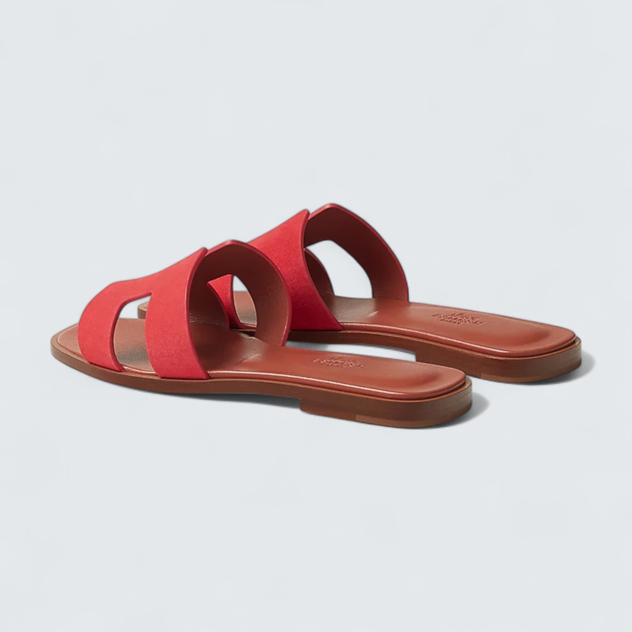 Oran Sandals 'Rouge Cinétique'
