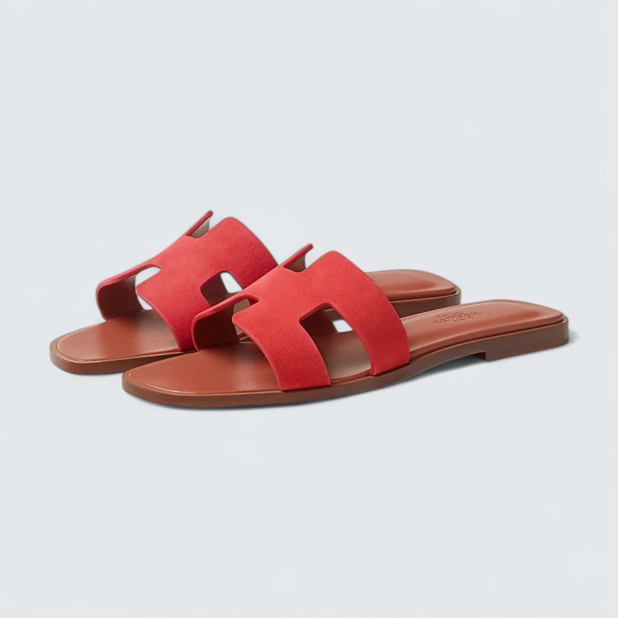 Oran Sandals 'Rouge Cinétique'