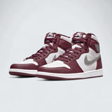 Air Jordan 1 Retro High OG 'Bordeaux'