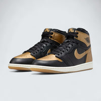 Air Jordan 1 Retro High OG 'Black Metallic Gold'