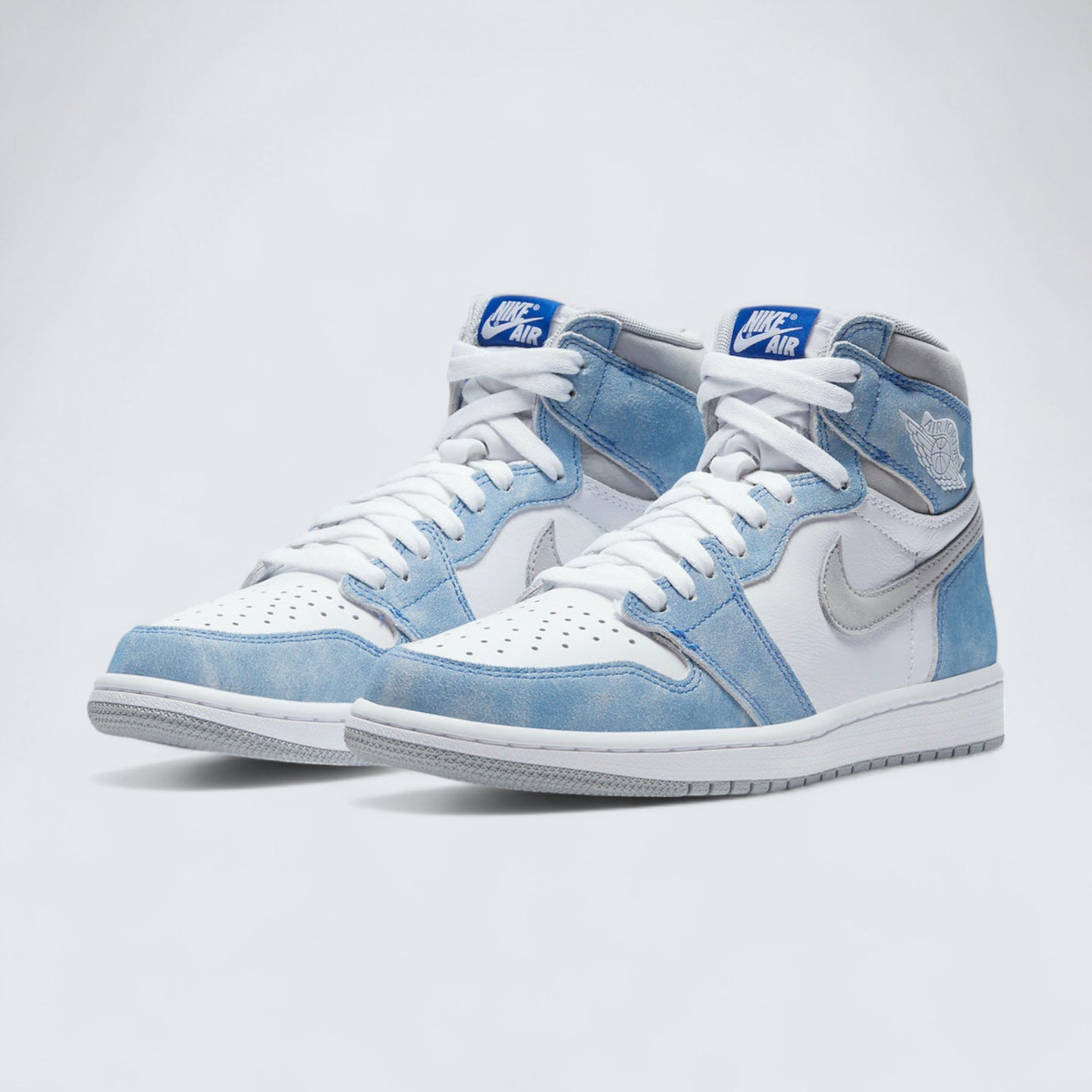 Air Jordan 1 Retro High OG 'Hyper Royal'