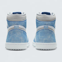 Air Jordan 1 Retro High OG 'Hyper Royal'