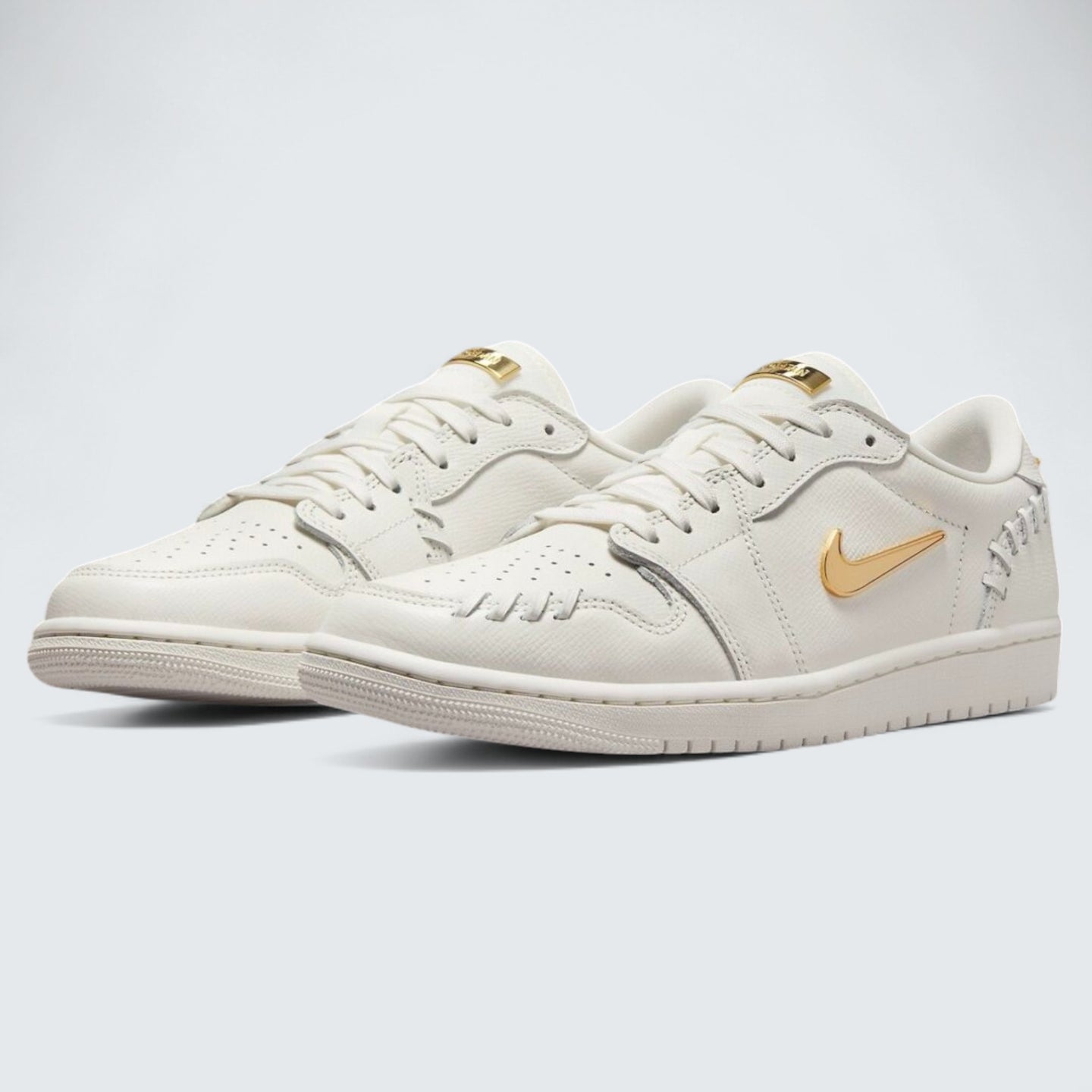 Air Jordan 1 Low Method of Make 'Sail Metallic Gold'
