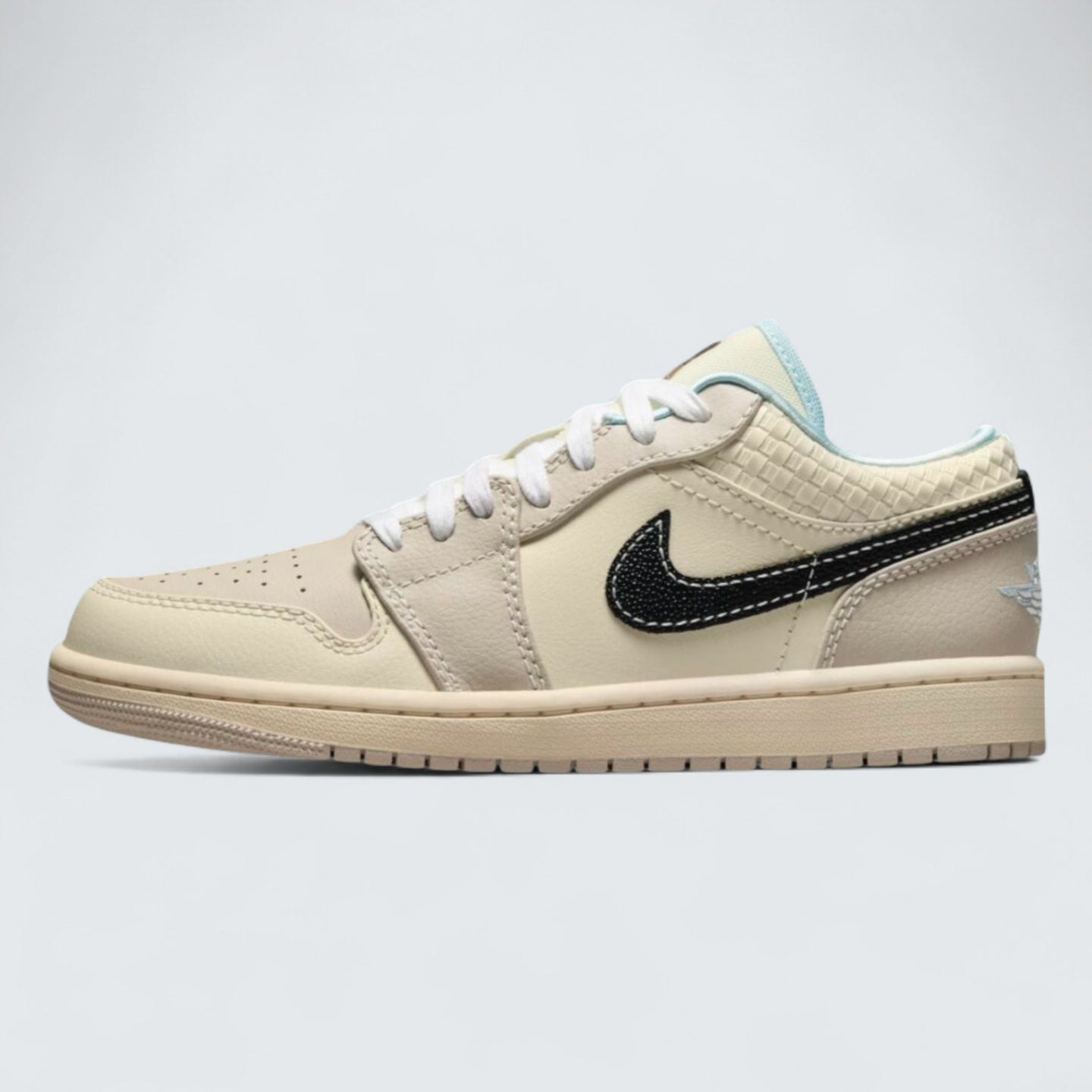 Air Jordan 1 Low SE 'Sanddrift Glacier Blue'