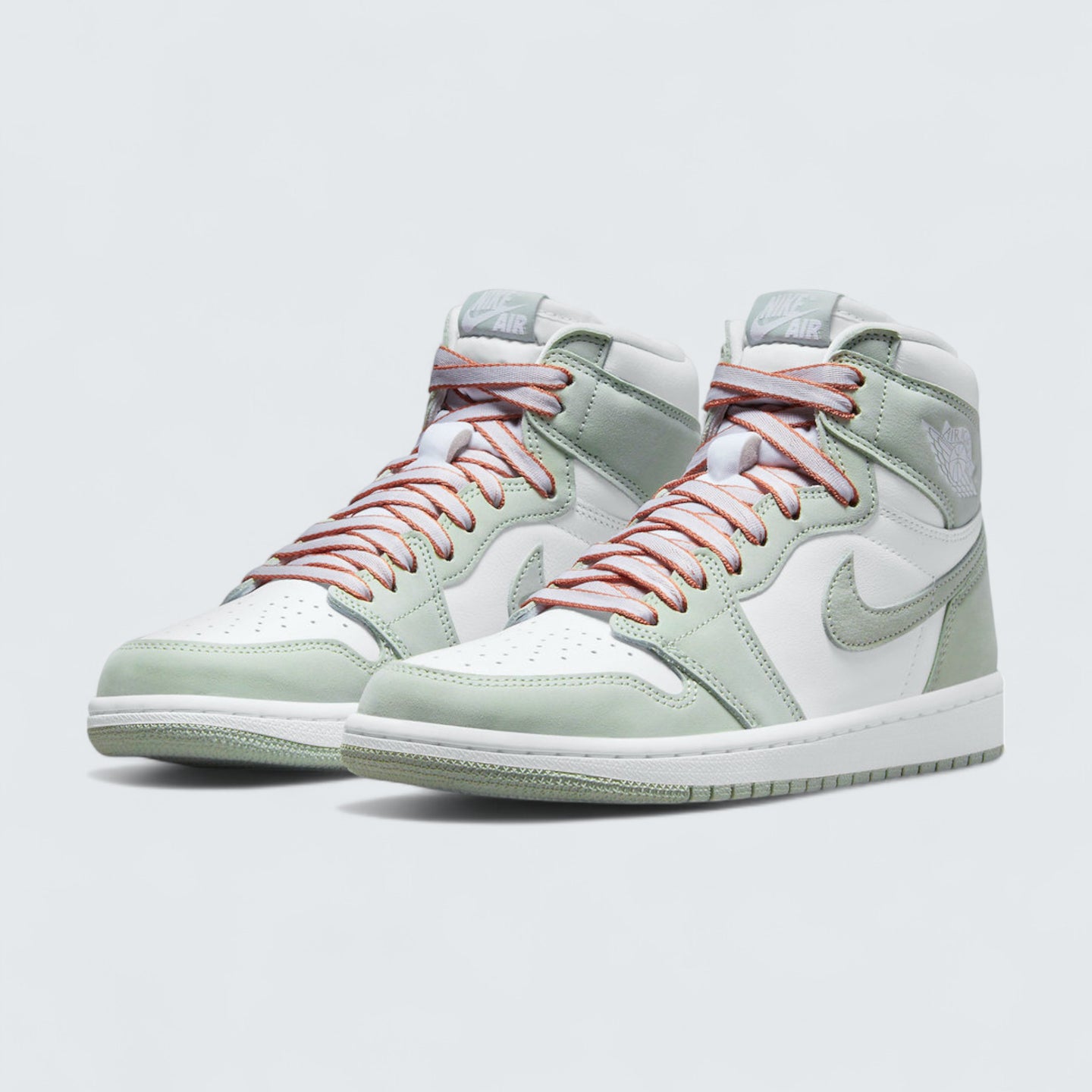 Air Jordan 1 Retro High OG 'Seafoam'