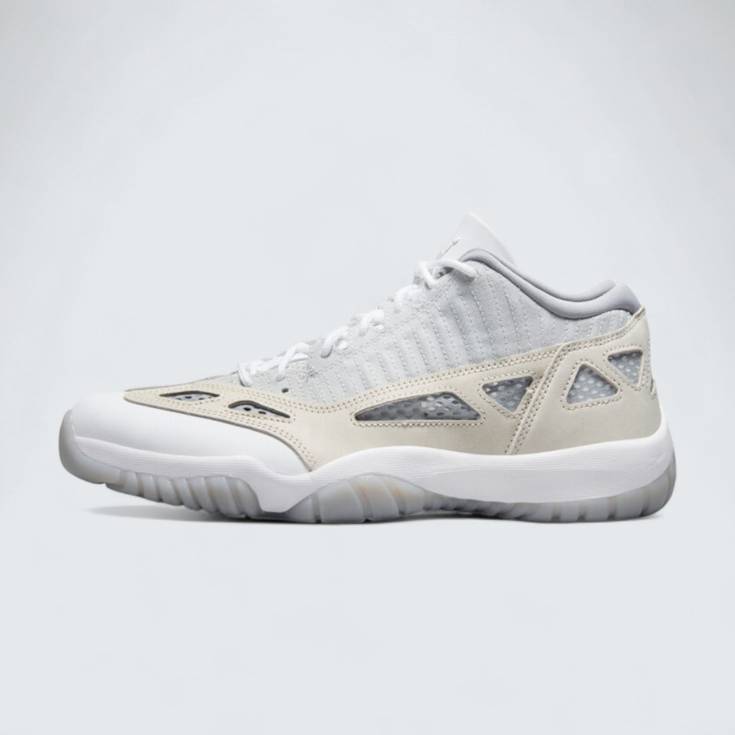 Air Jordan 11 Low IE 'Light Orewood Brown'
