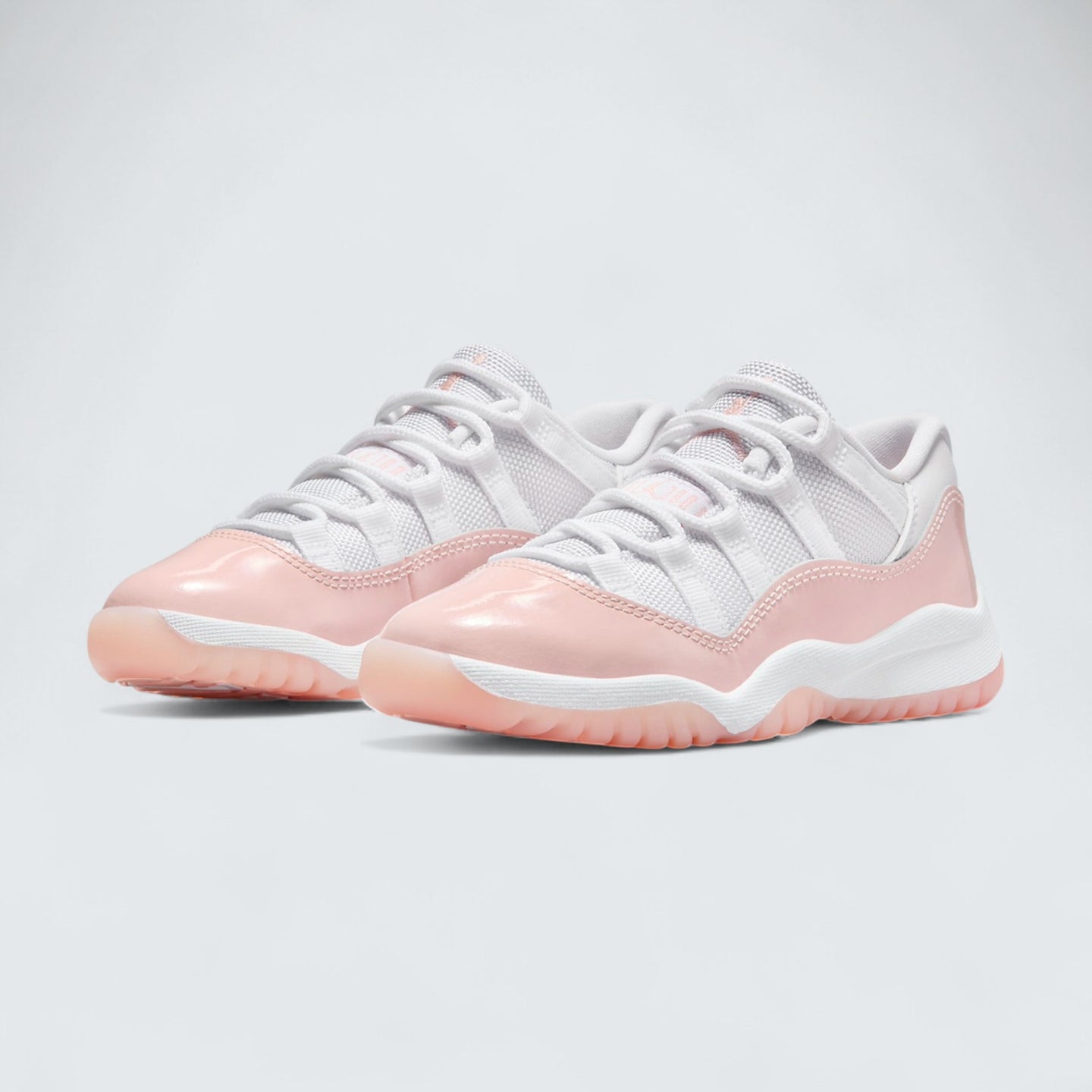 Air Jordan 11 Low 'Legend Pink'