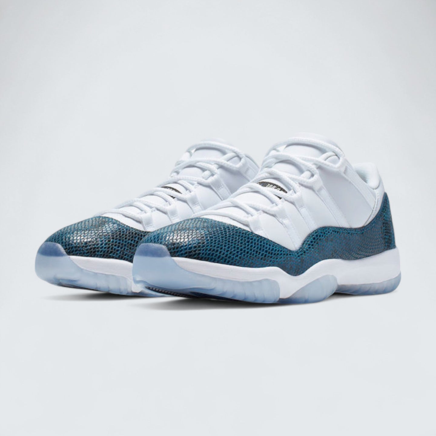 Air Jordan 11 Low 'Navy Blue Snakeskin'