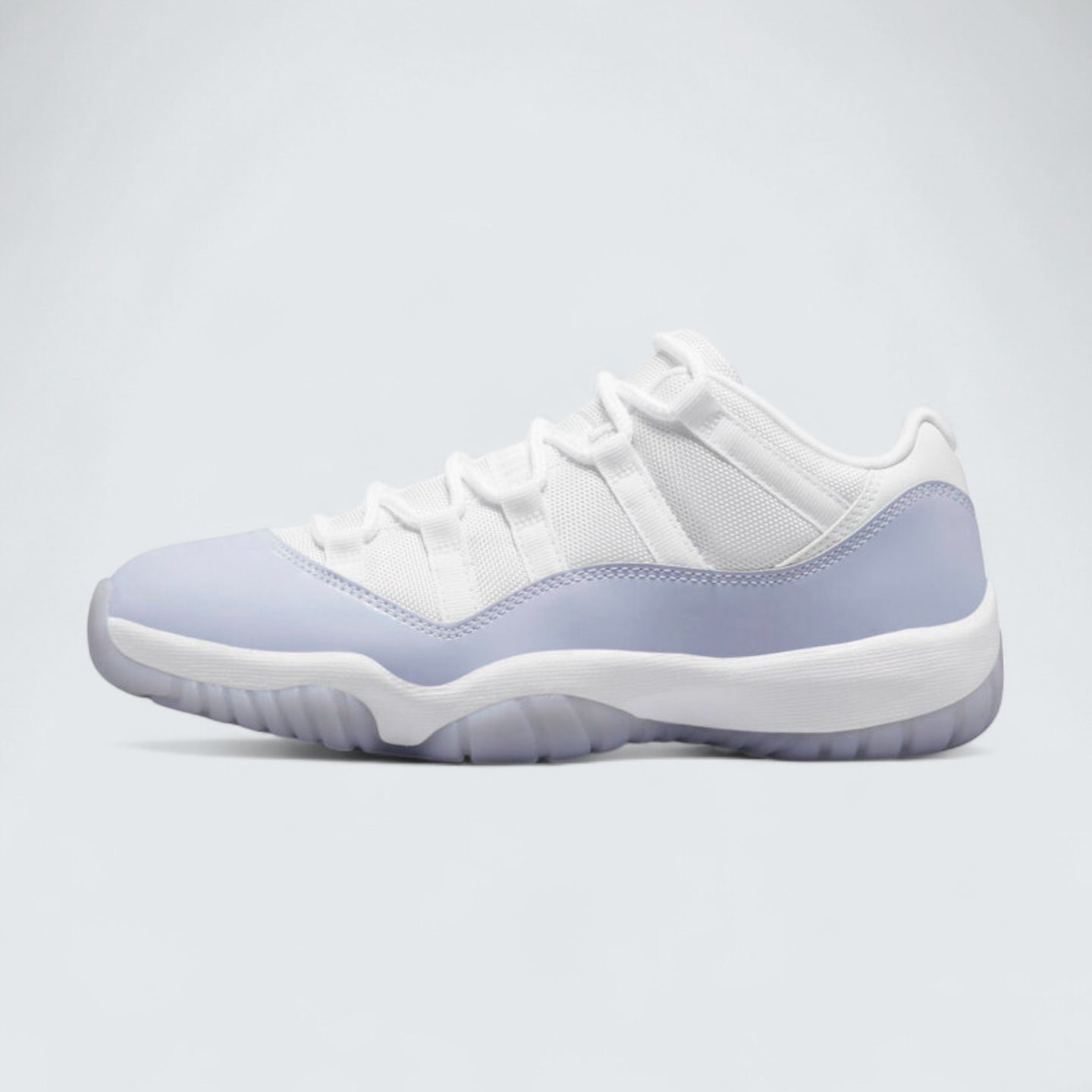 Air Jordan 11 Low 'Pure Violet'