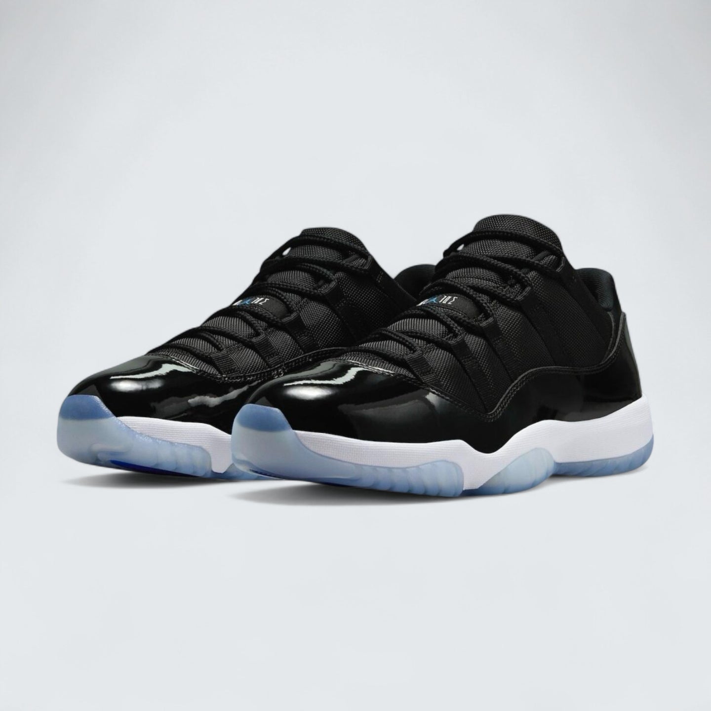 Air Jordan 11 Low 'Space Jam'