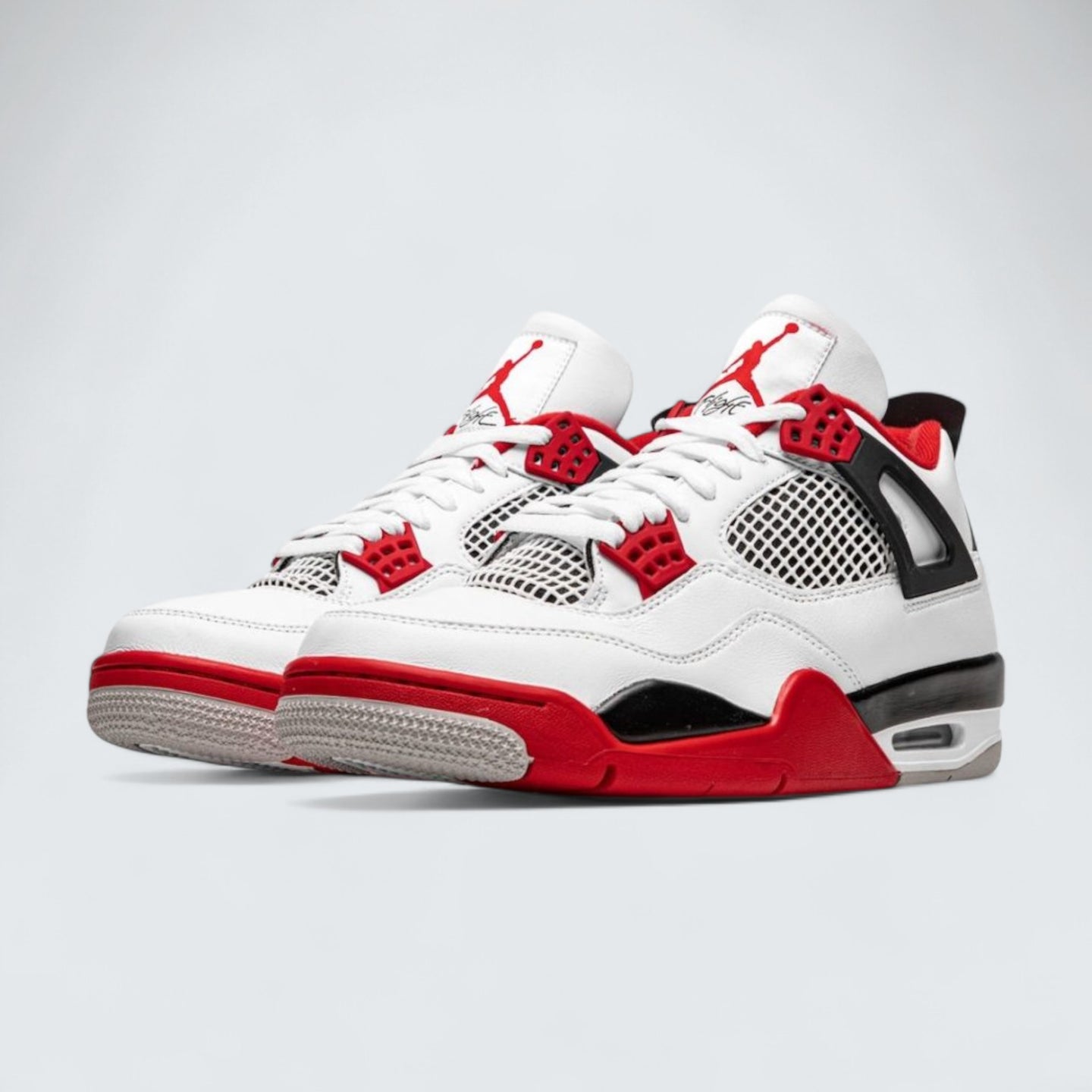 Air Jordan 4 'Fire Red'
