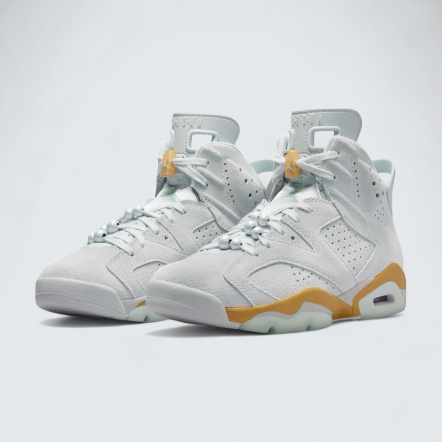 Air Jordan 6 'Pearl Paris'
