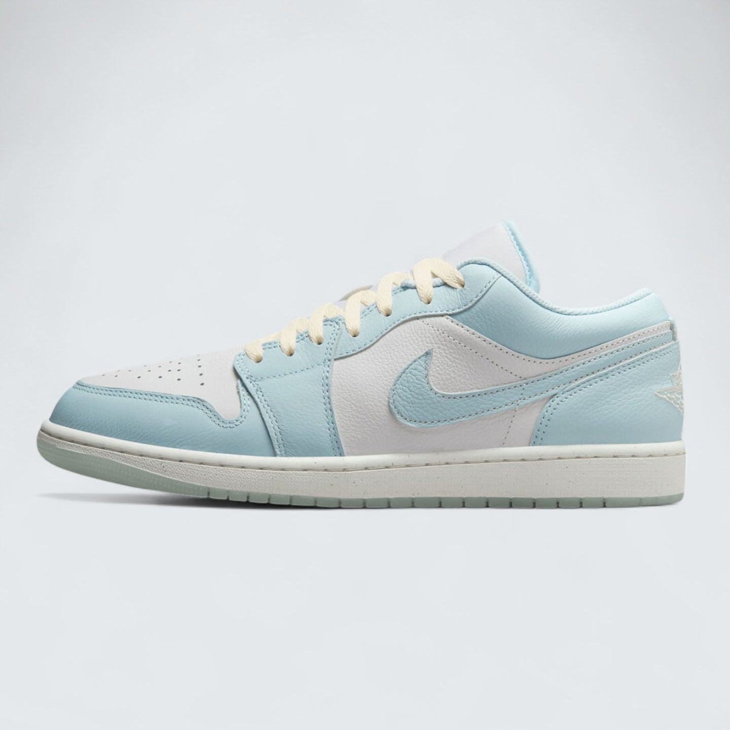 Air Jordan 1 Low SE 'Glacier Blue'