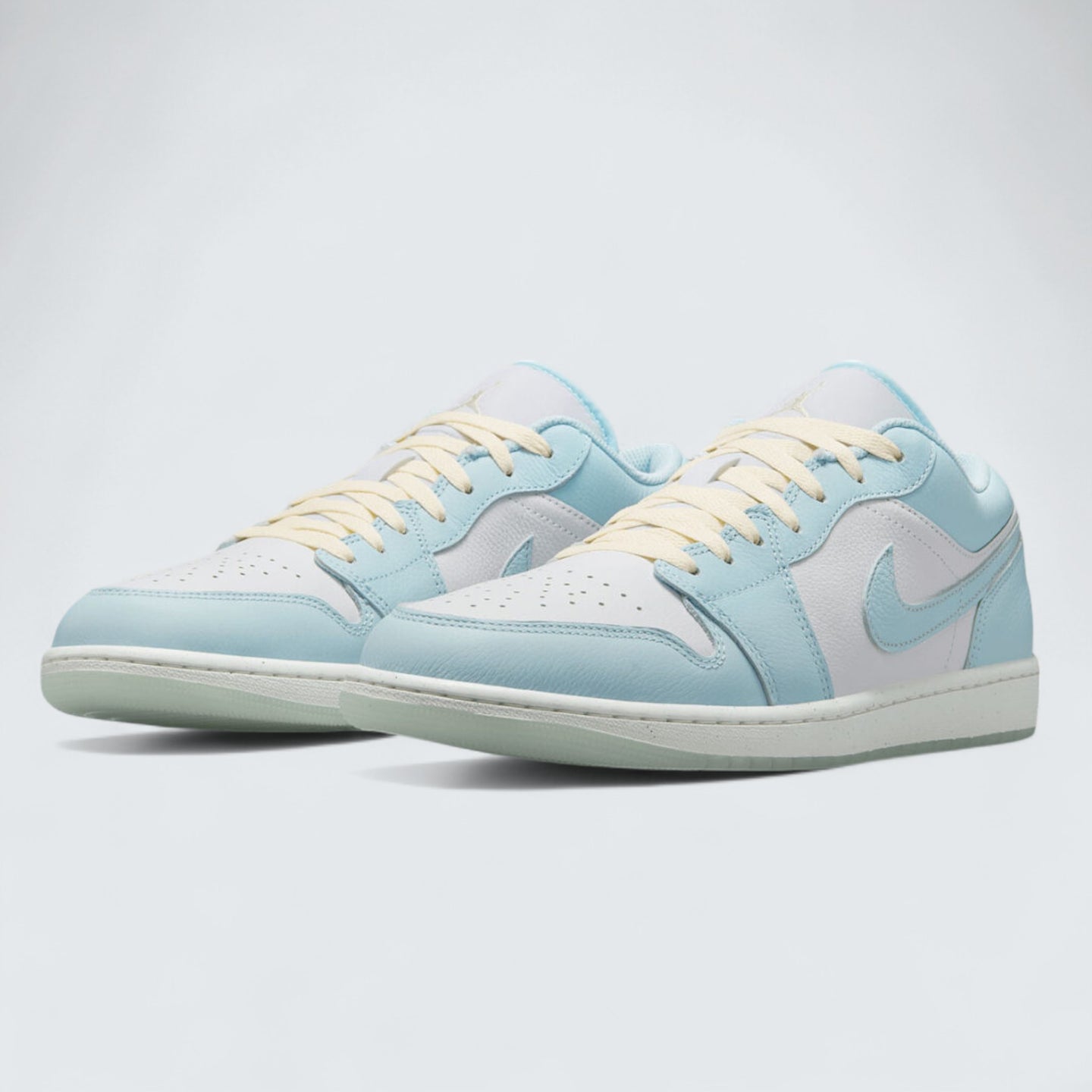 Air Jordan 1 Low SE 'Glacier Blue'