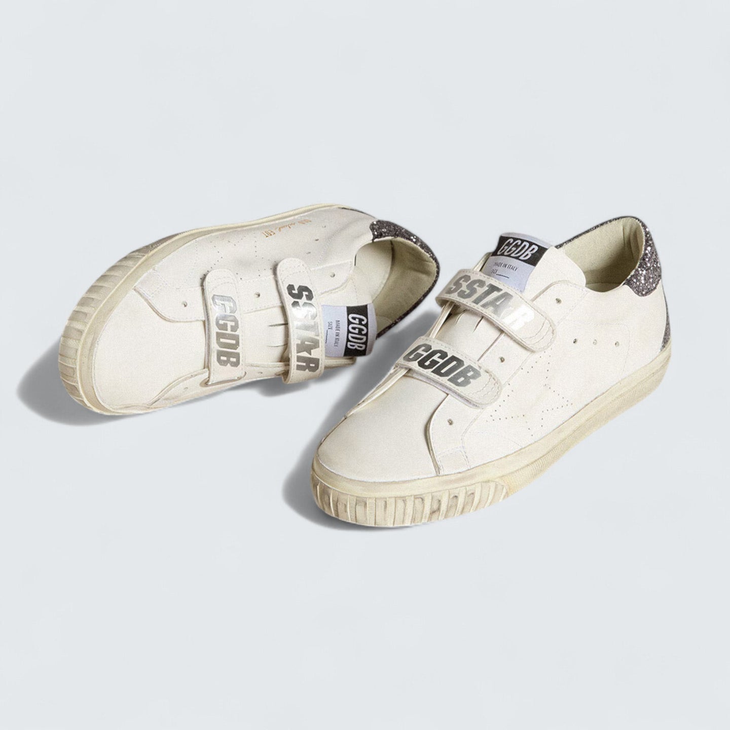 Bio-based Old School 'White Bio-Based Upper with Perforated Star and Anthracite Glitter Heel Tab'