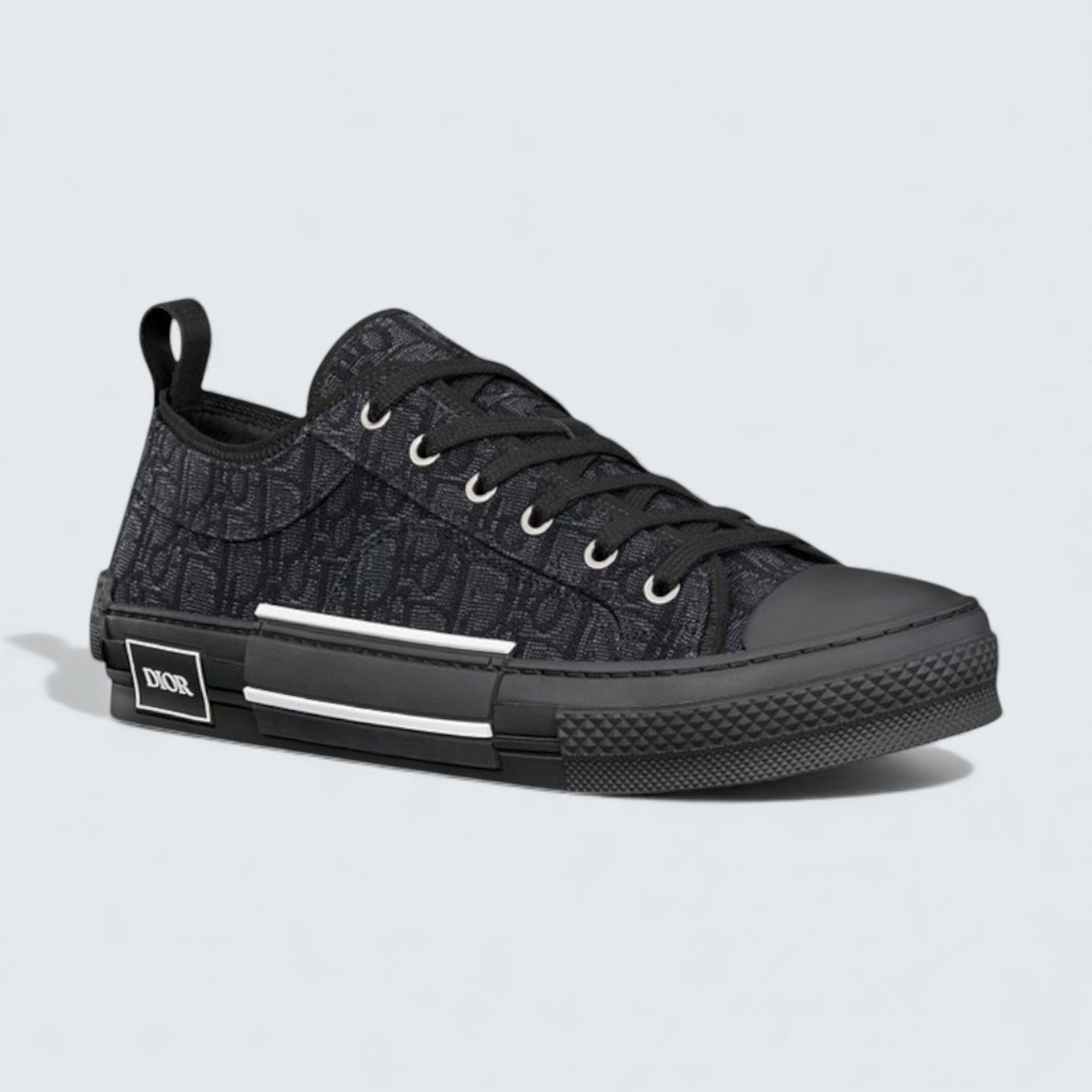 B23 League Low-Top Sneaker