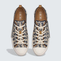 B23 League Low-Top Sneaker