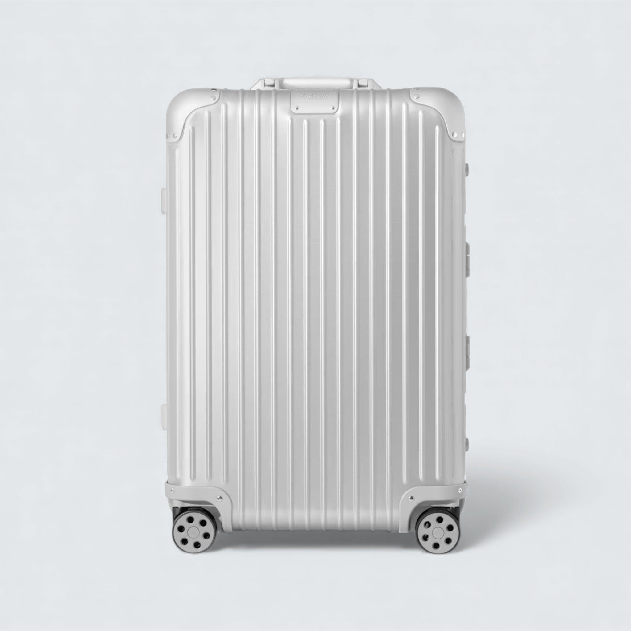 Check-In Luggage Medium