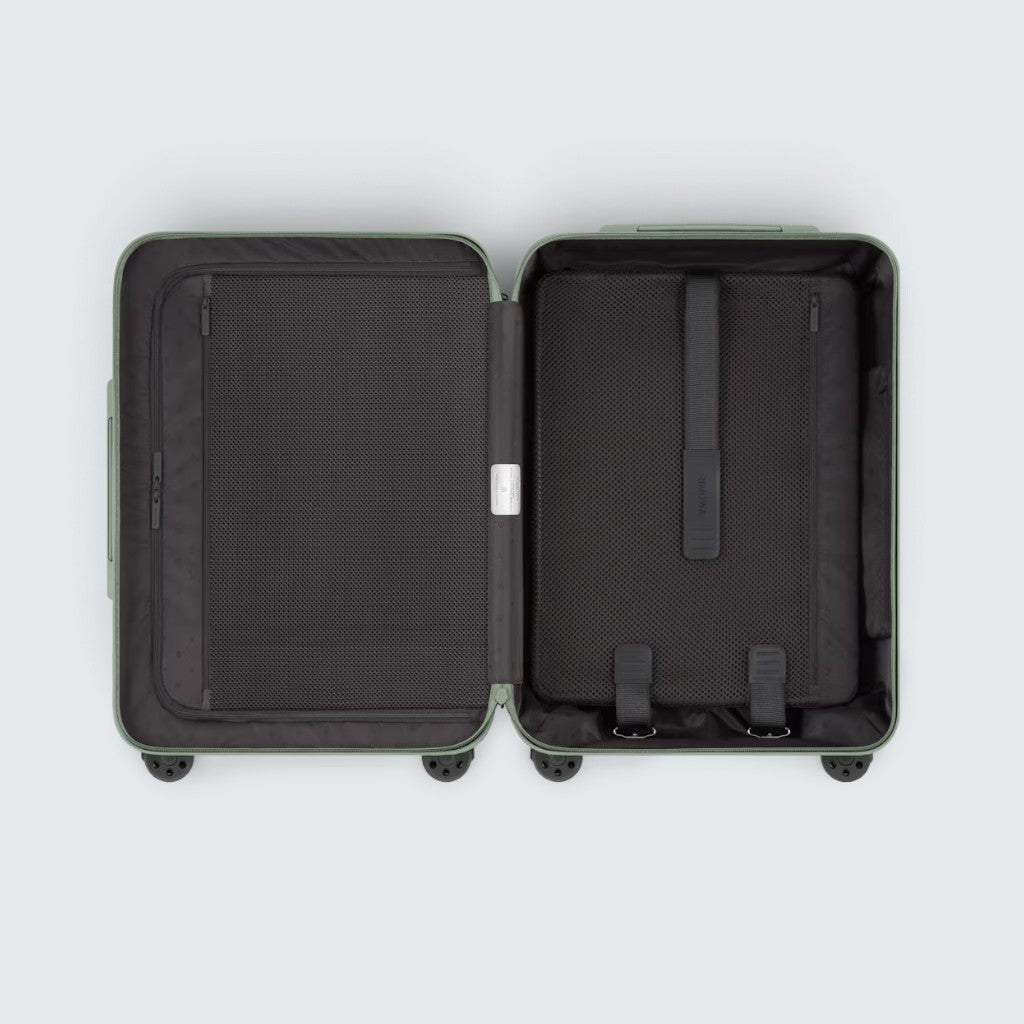 Essential Sleeve Cabin