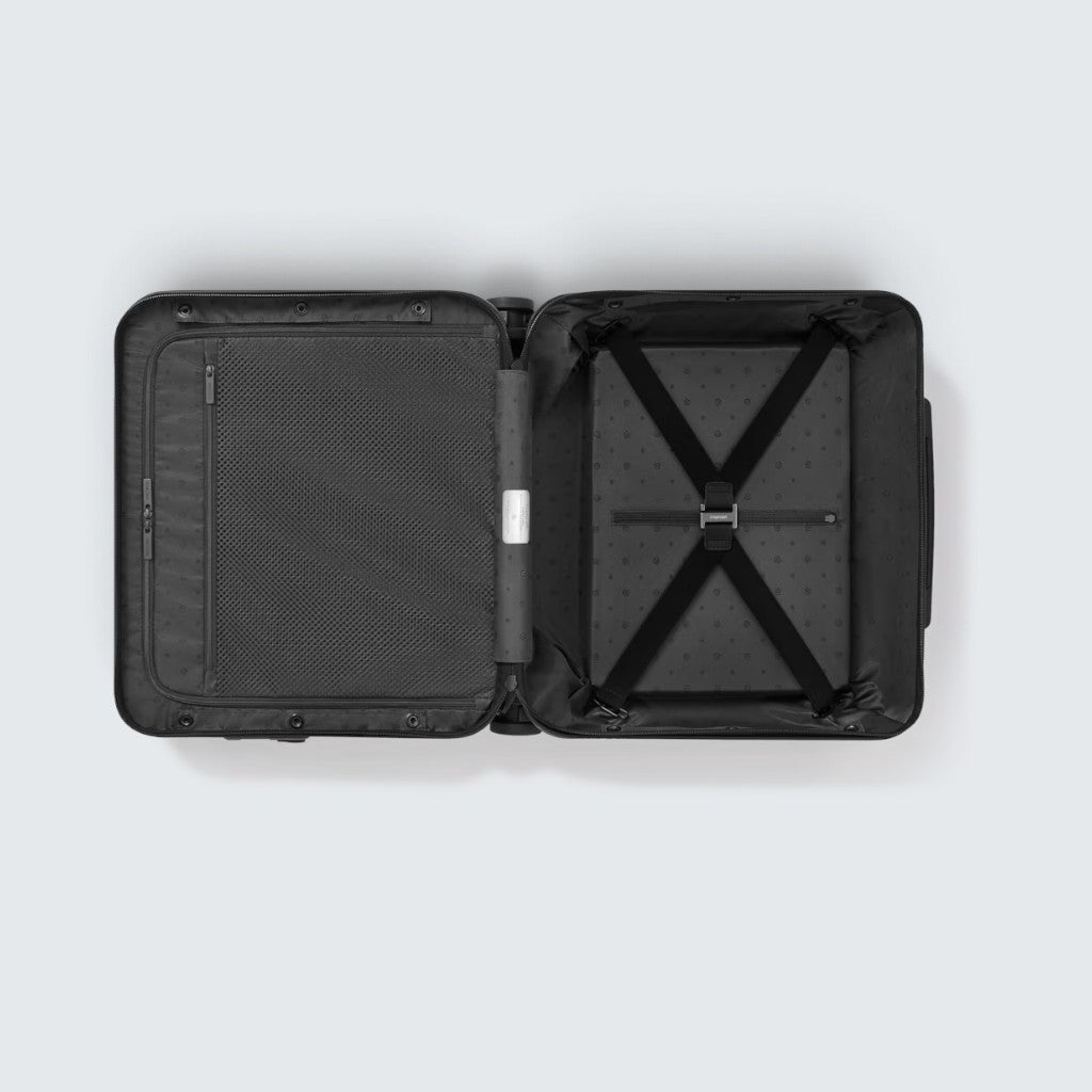 Essential Sleeve Compact