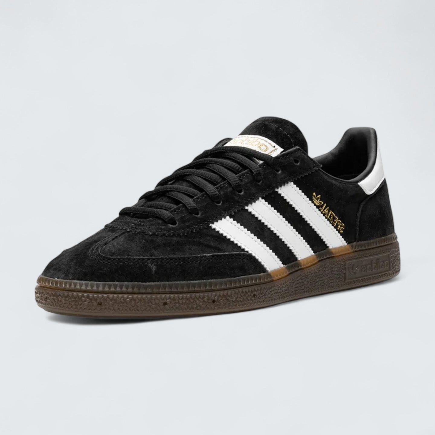 Spezial 'Core Black Cloud White'