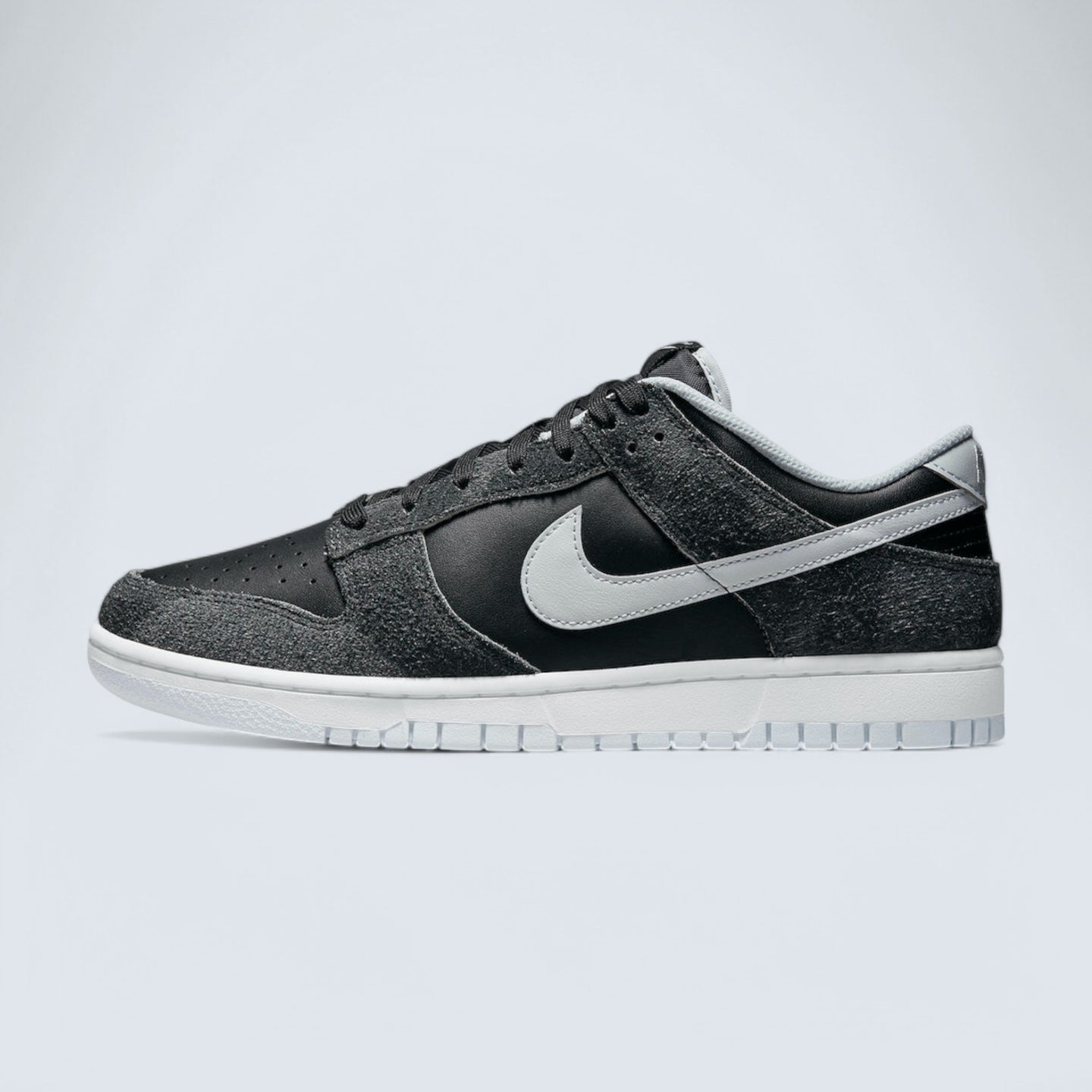 Nike Dunk Low Premium 'Zebra'