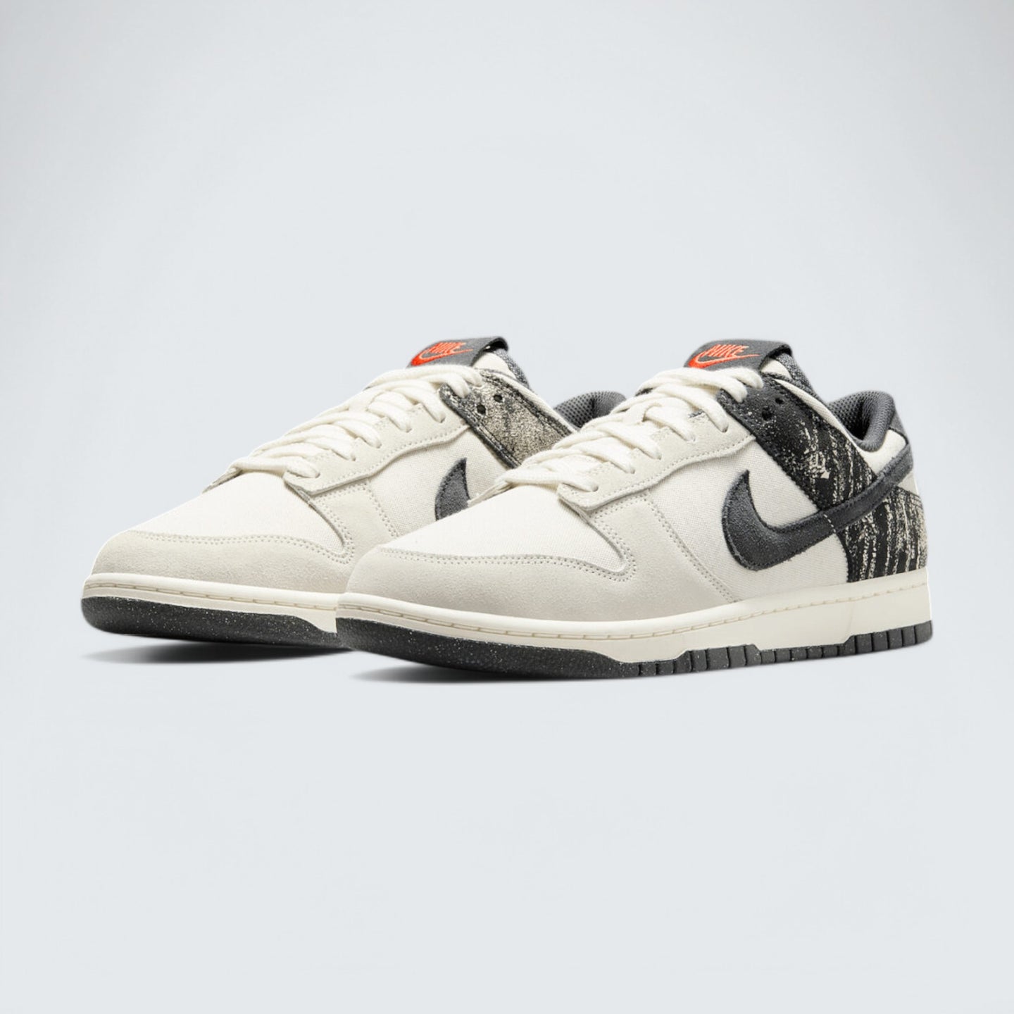 Dunk Low 'Pale Ivory Off Noir'