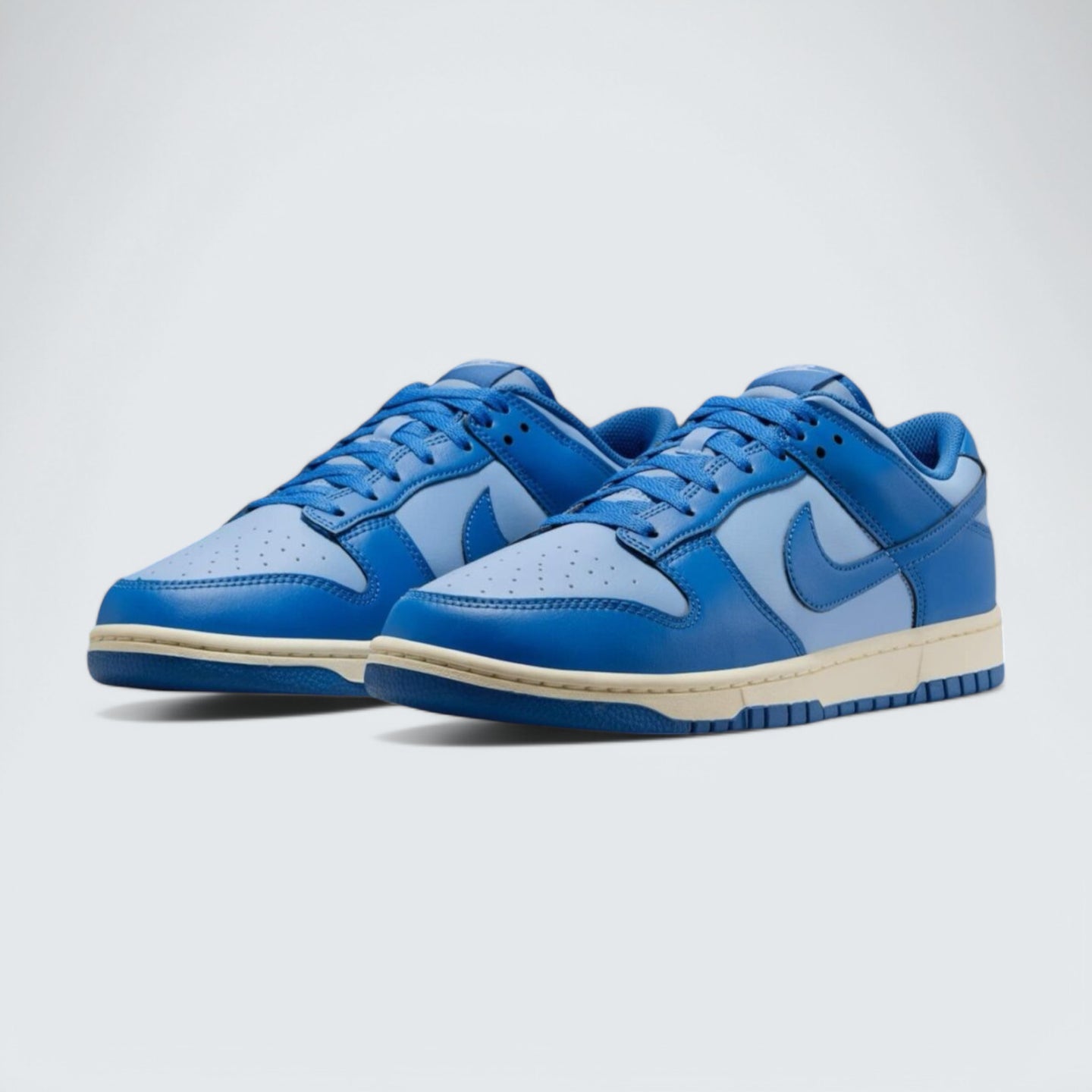 Dunk Low 'Psychic Blue / Star Blue'