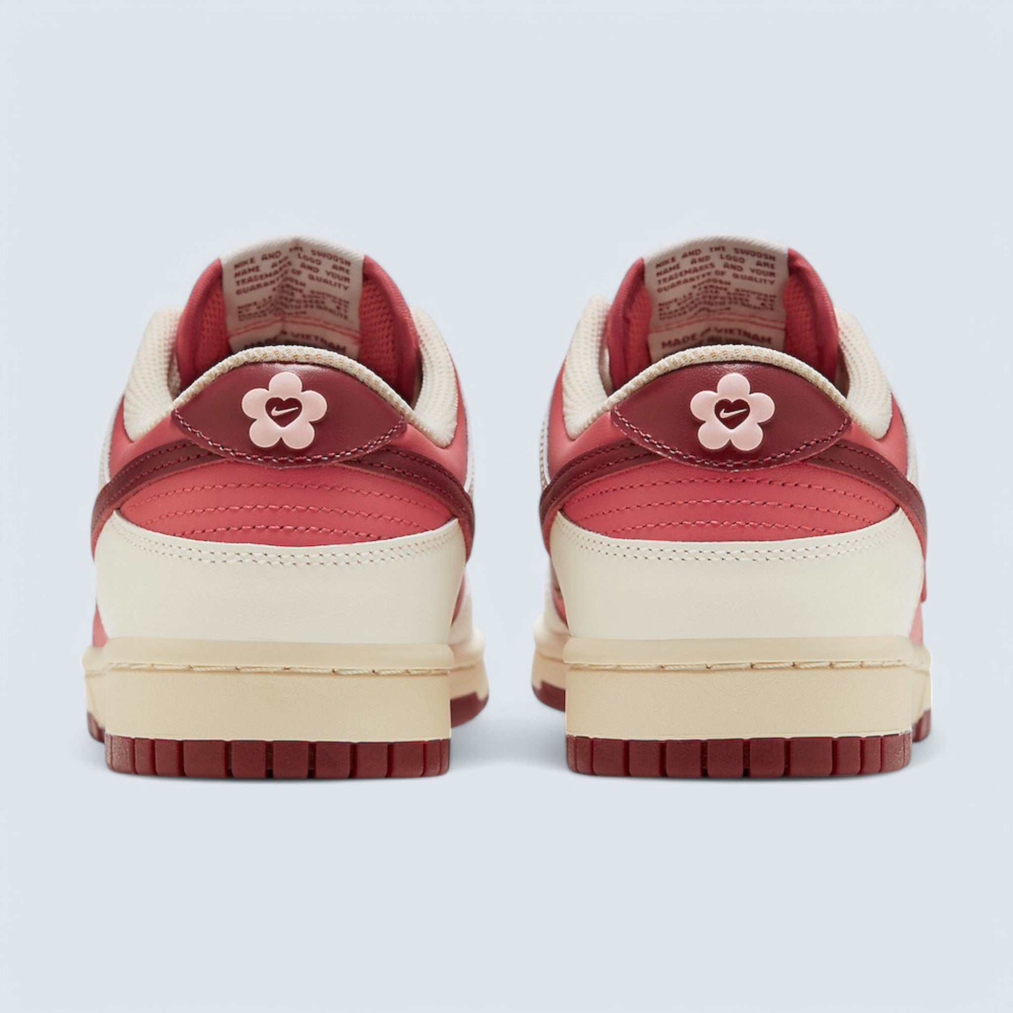 Nike Dunk Low 'Valentine’s Day 2024'
